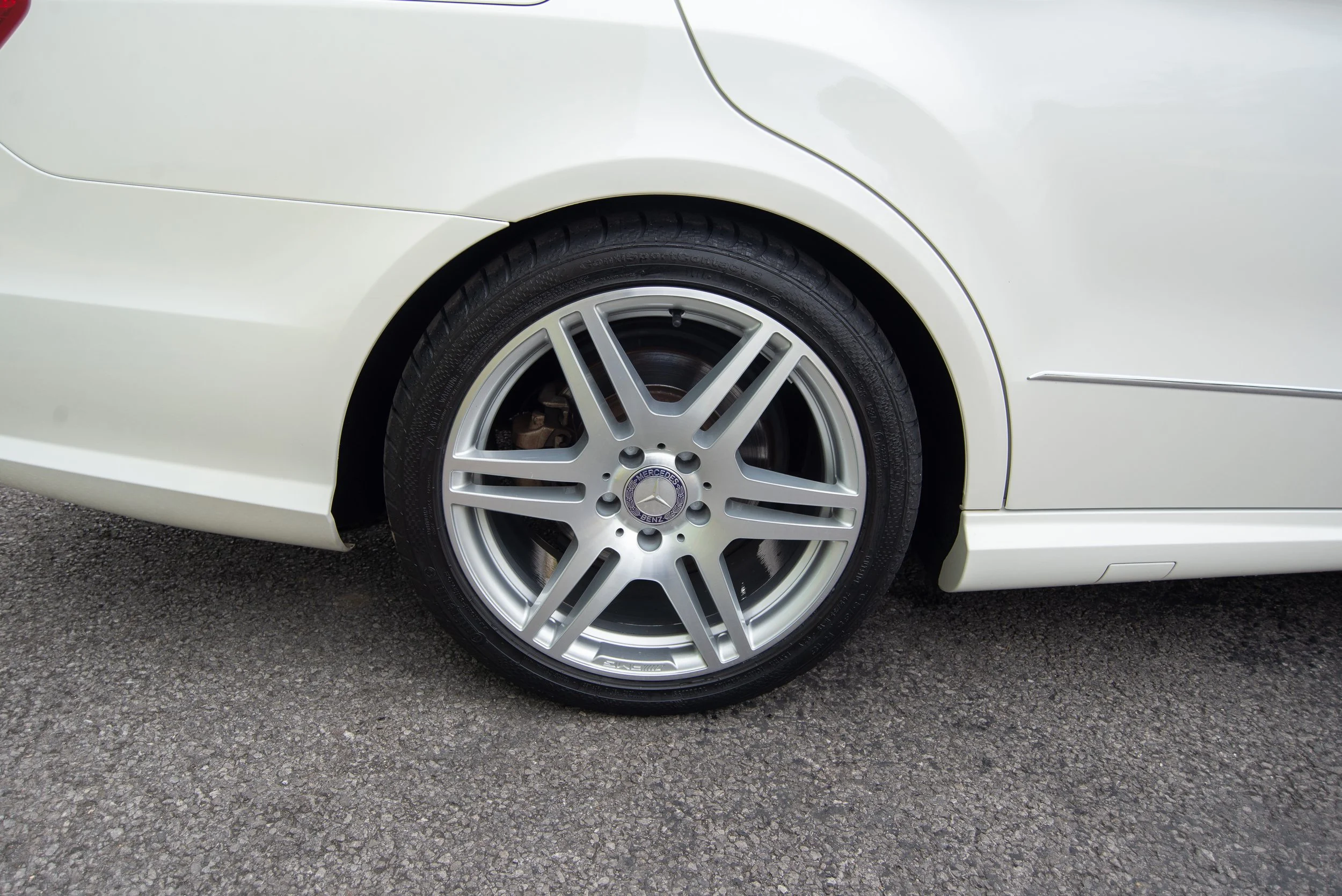 Mercedes E350 Estate-20.jpg