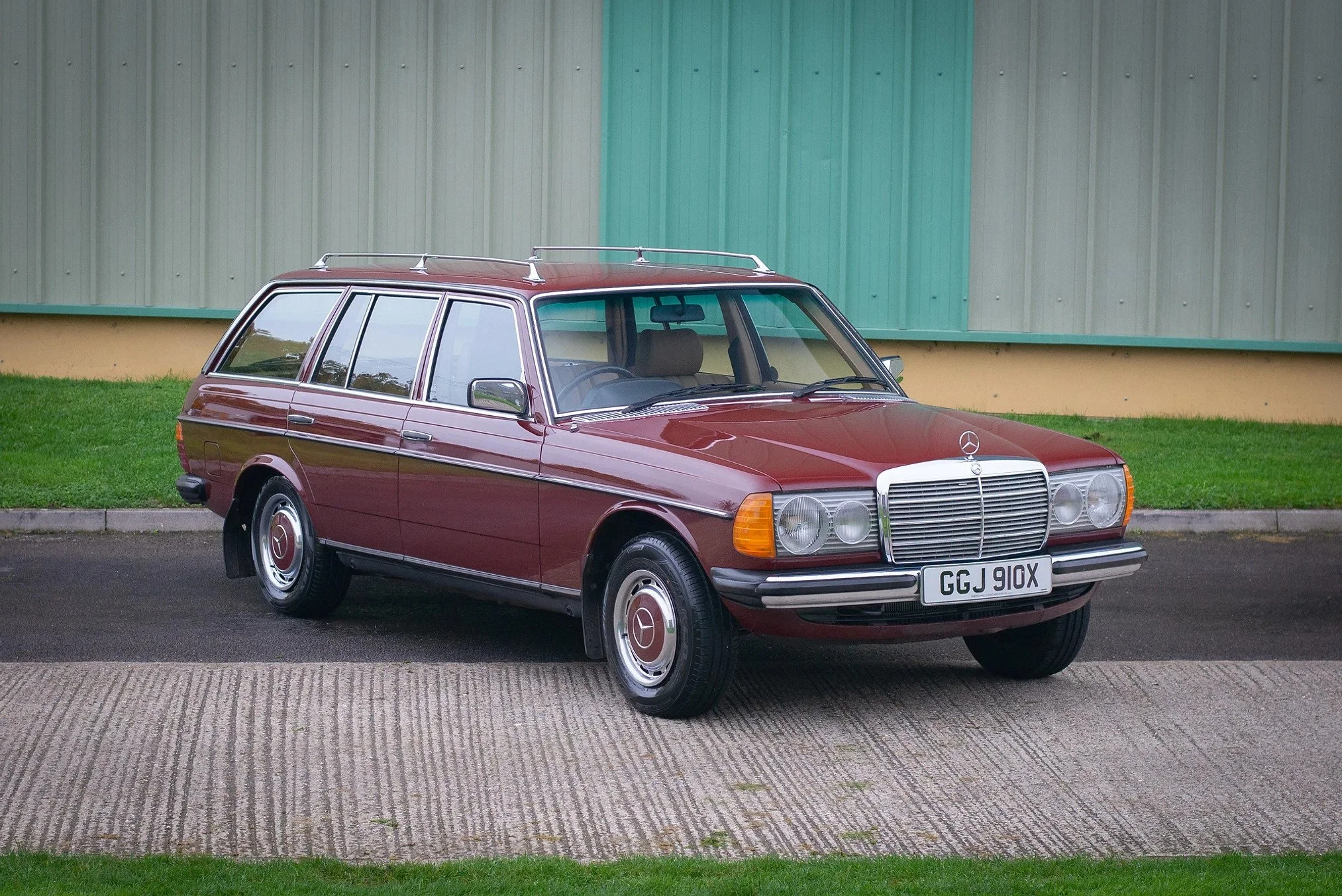 Mercedes 200T