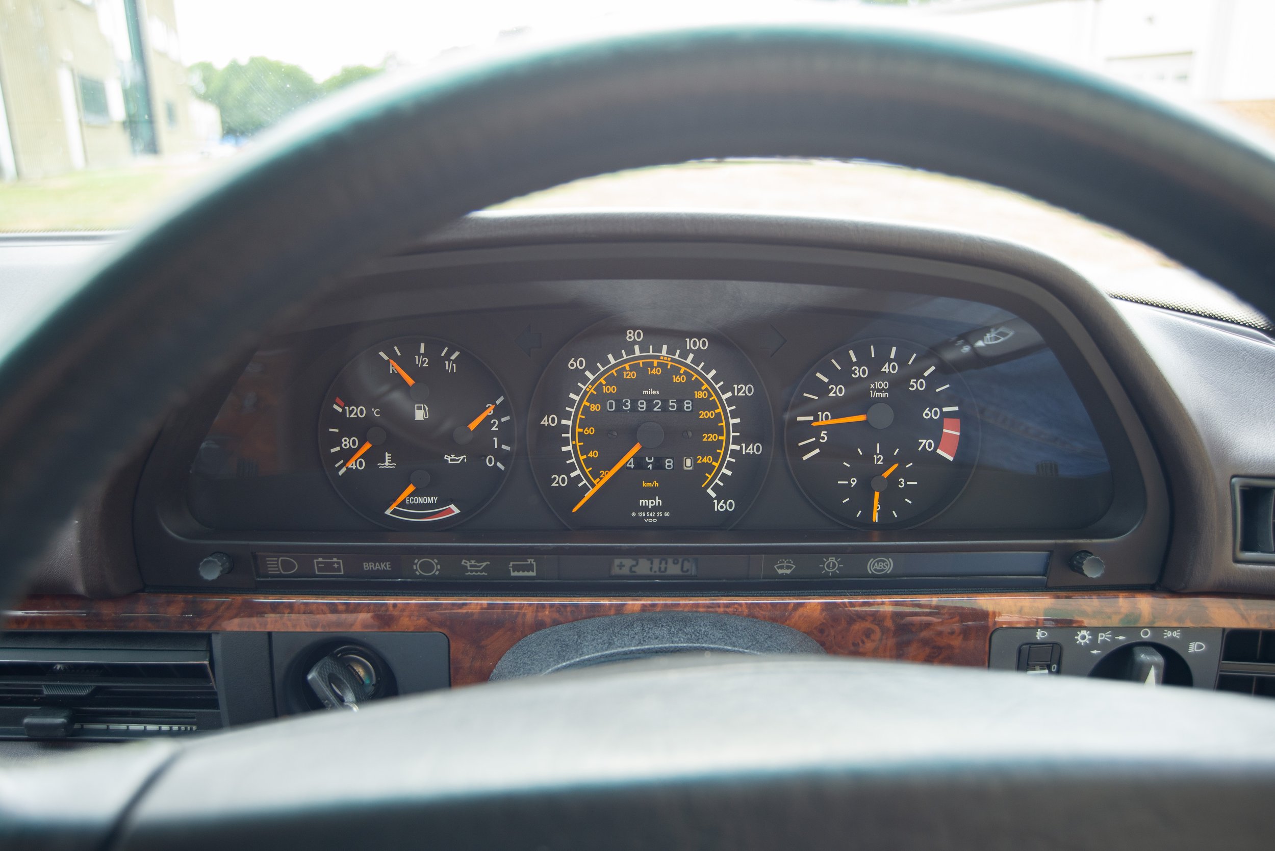 Mercedes 300SEL.jpg