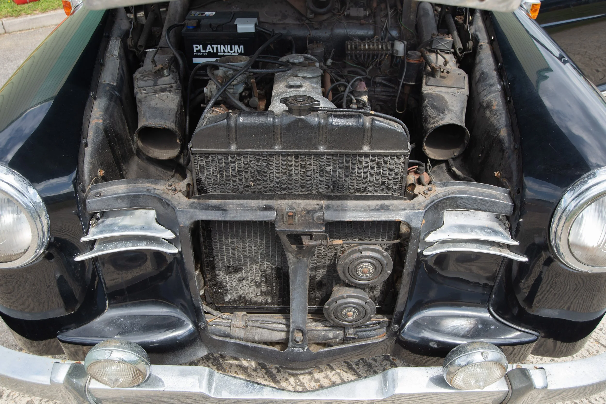 Mercedes 180-3.jpg