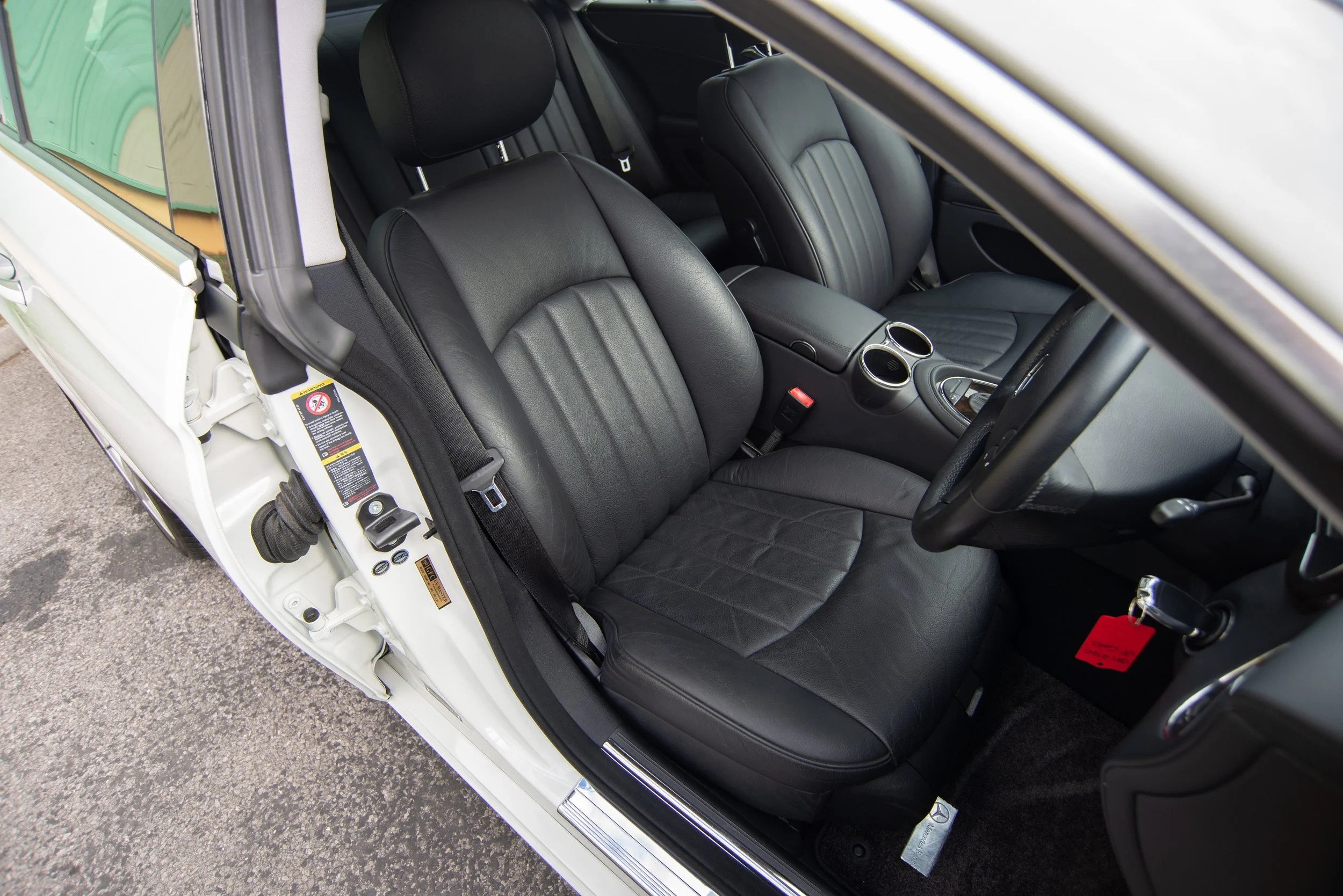 Mercedes CLS350-3.jpg