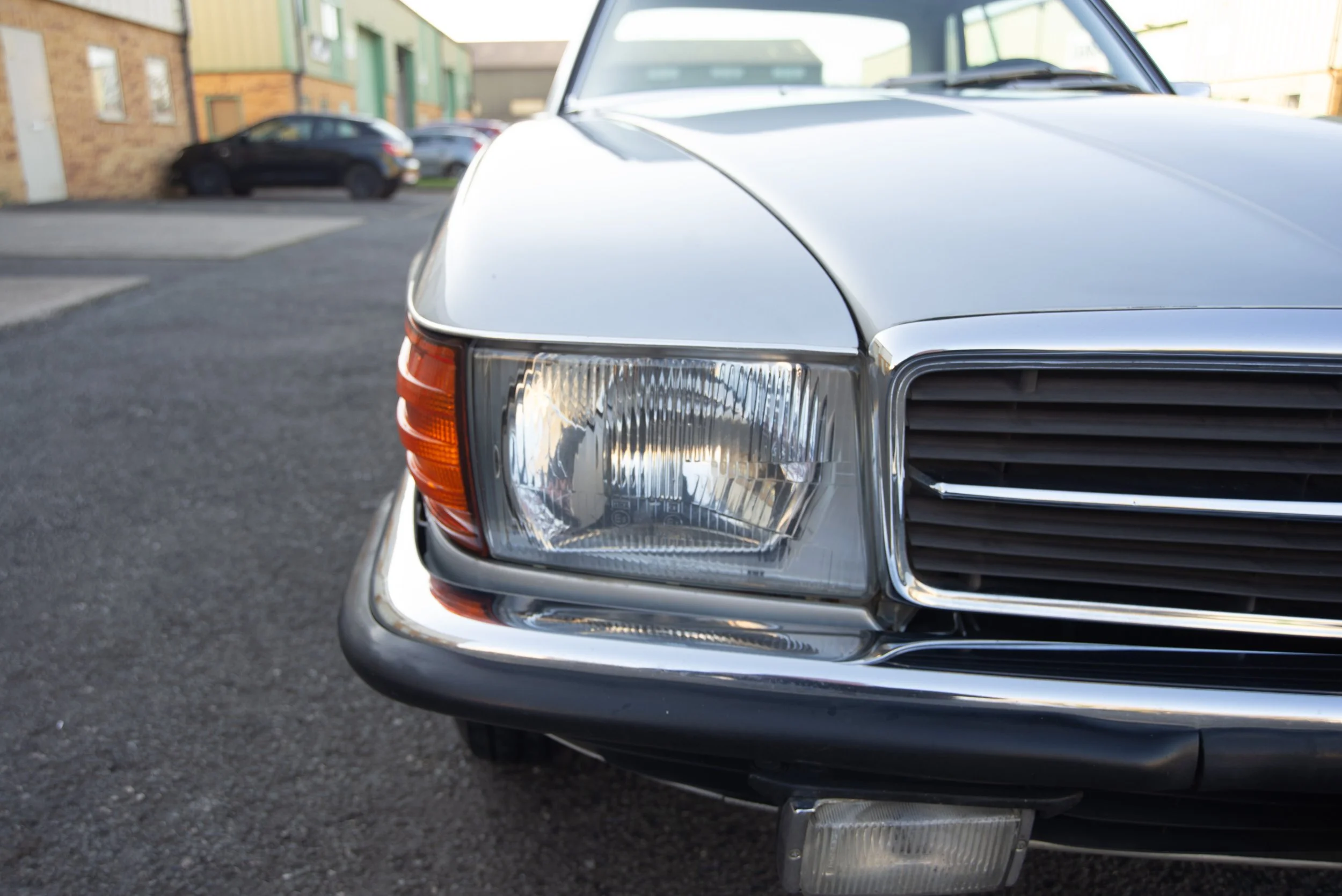 Mercedes 350SLC-27.jpg