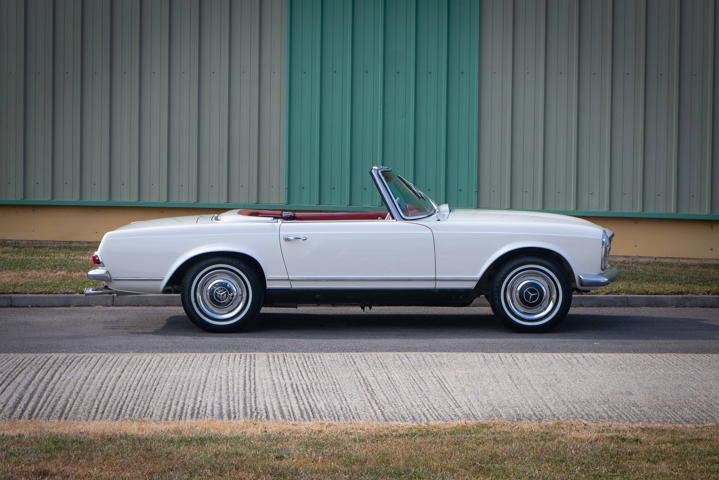 Mercedes 230SL-31.jpg