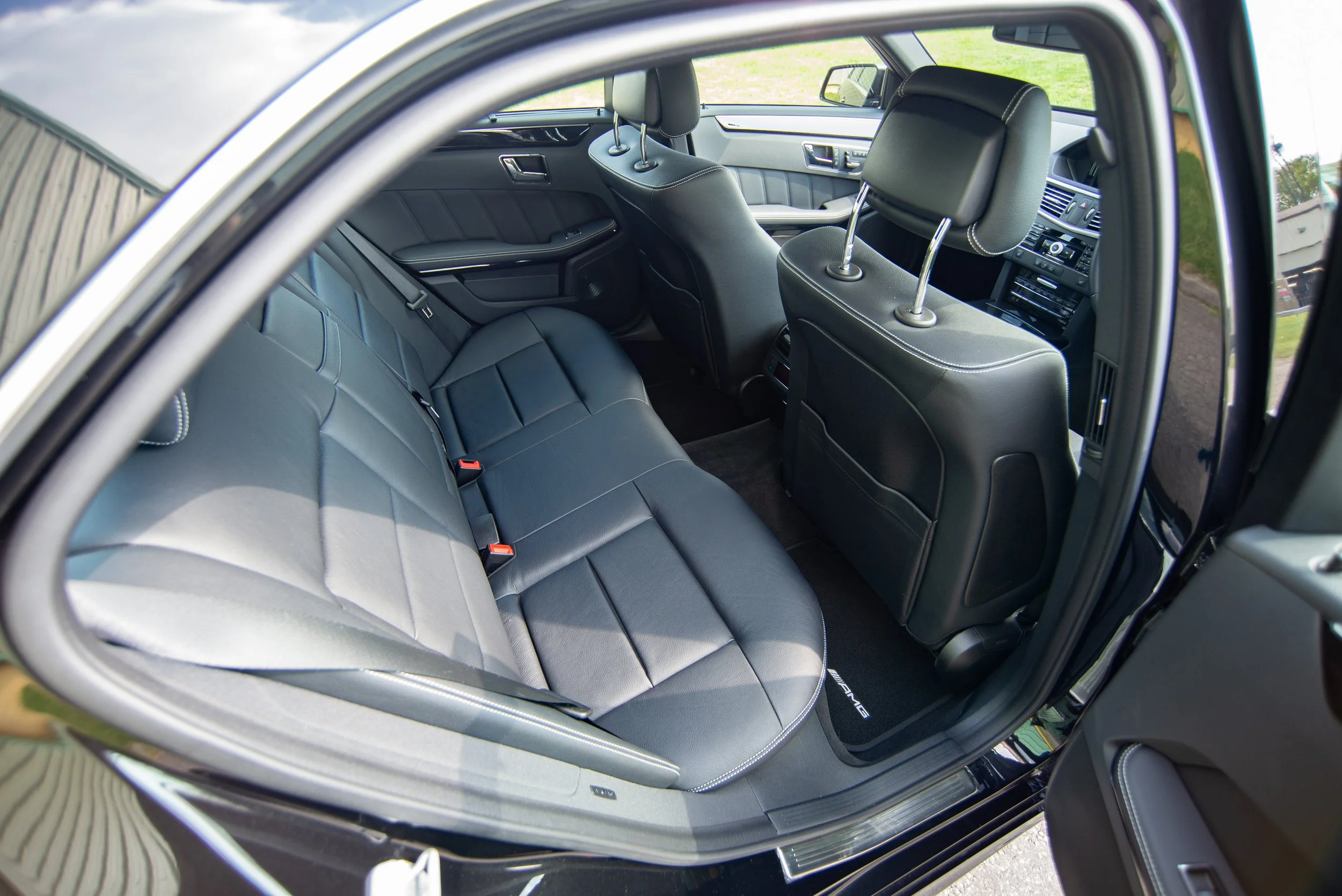 Mercedes E550-13.jpg