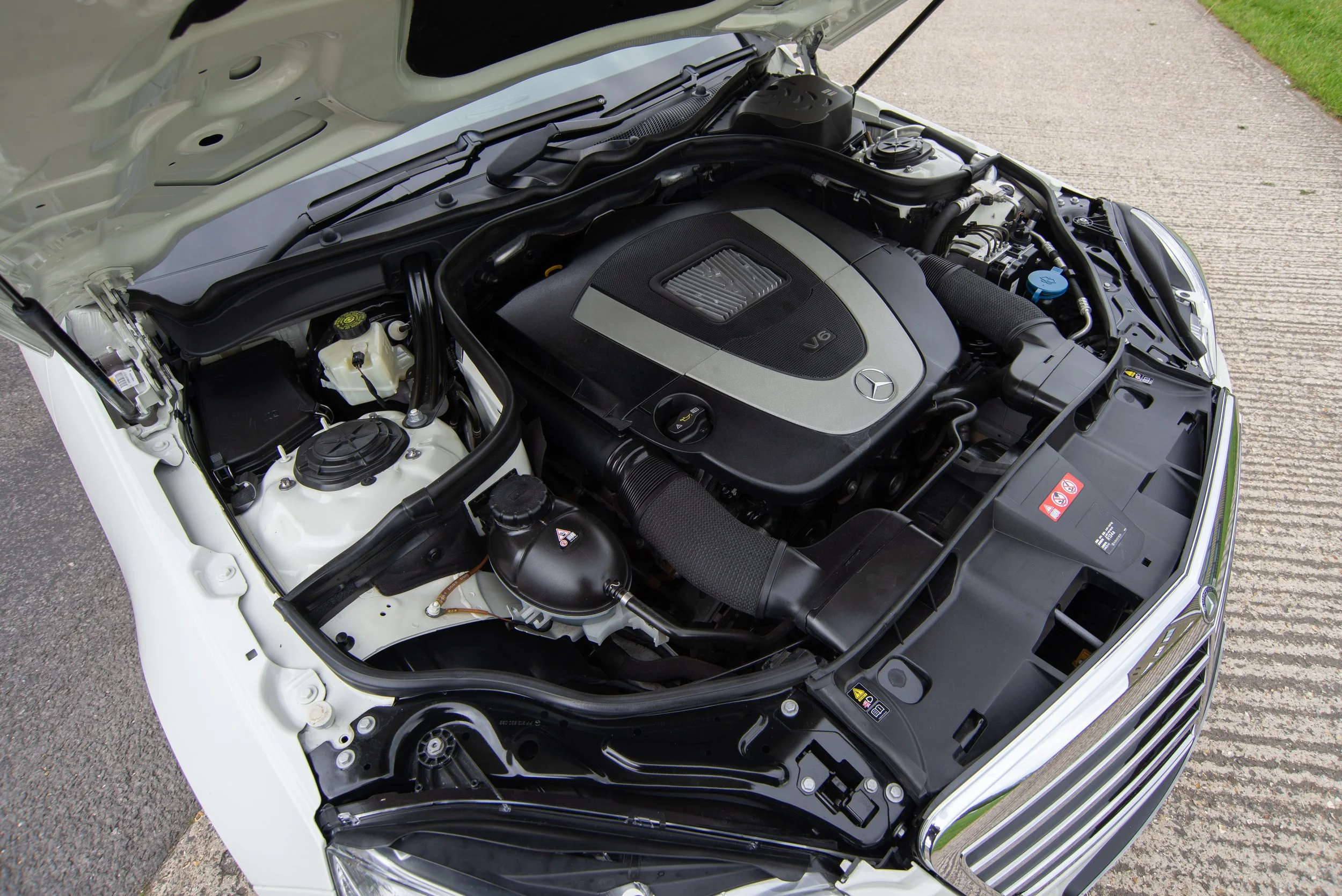 Mercedes E350 Estate-19.jpg