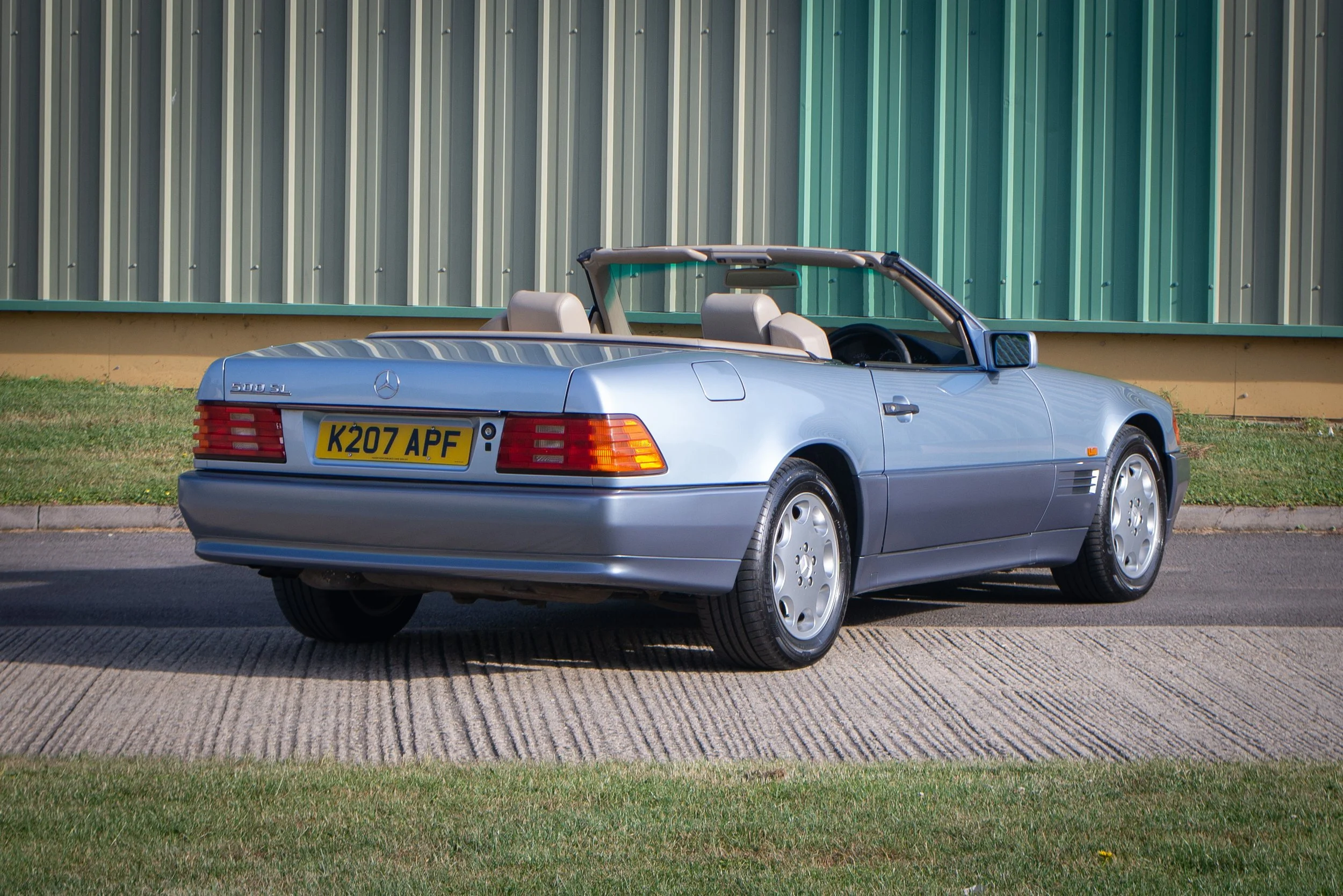 Mercedes 500SL-28.jpg