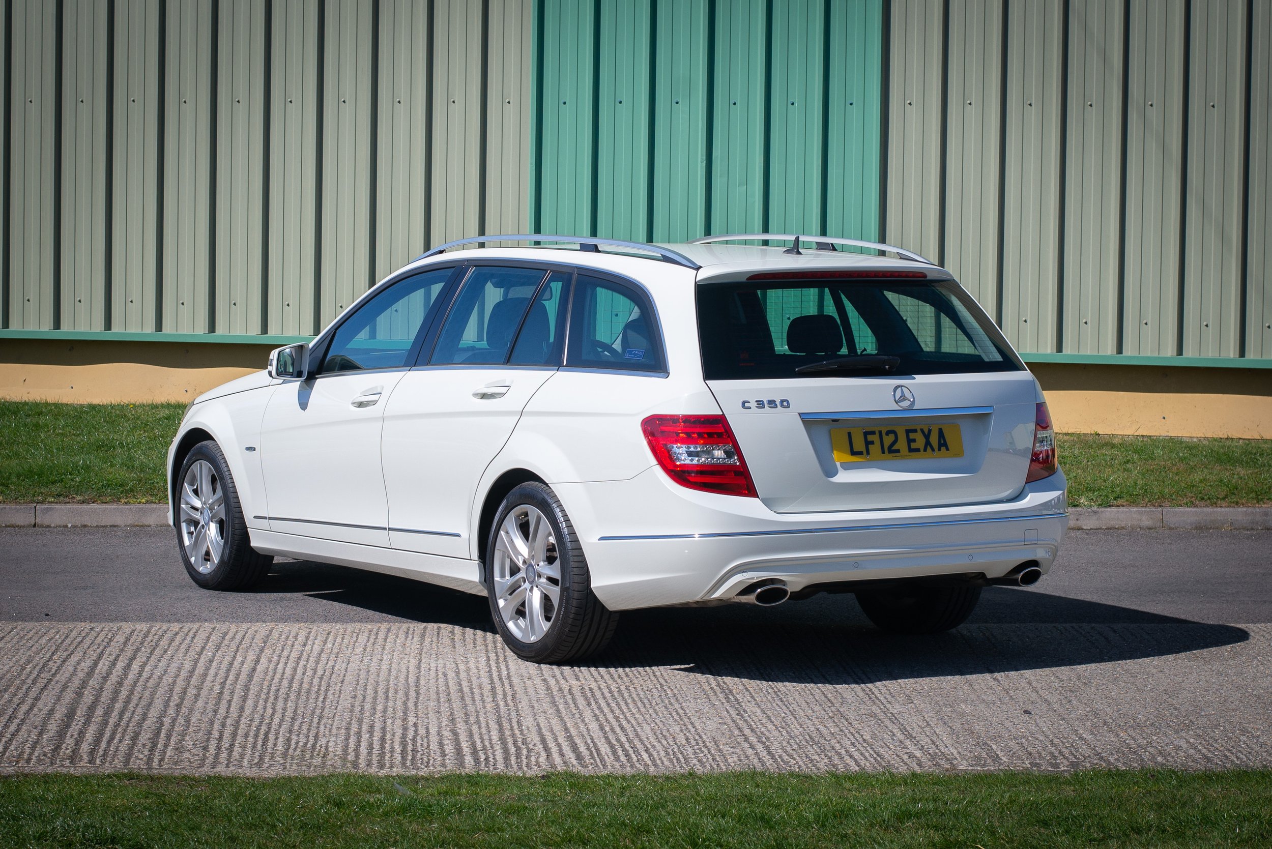 Mercedes C350 Estate-7.jpg