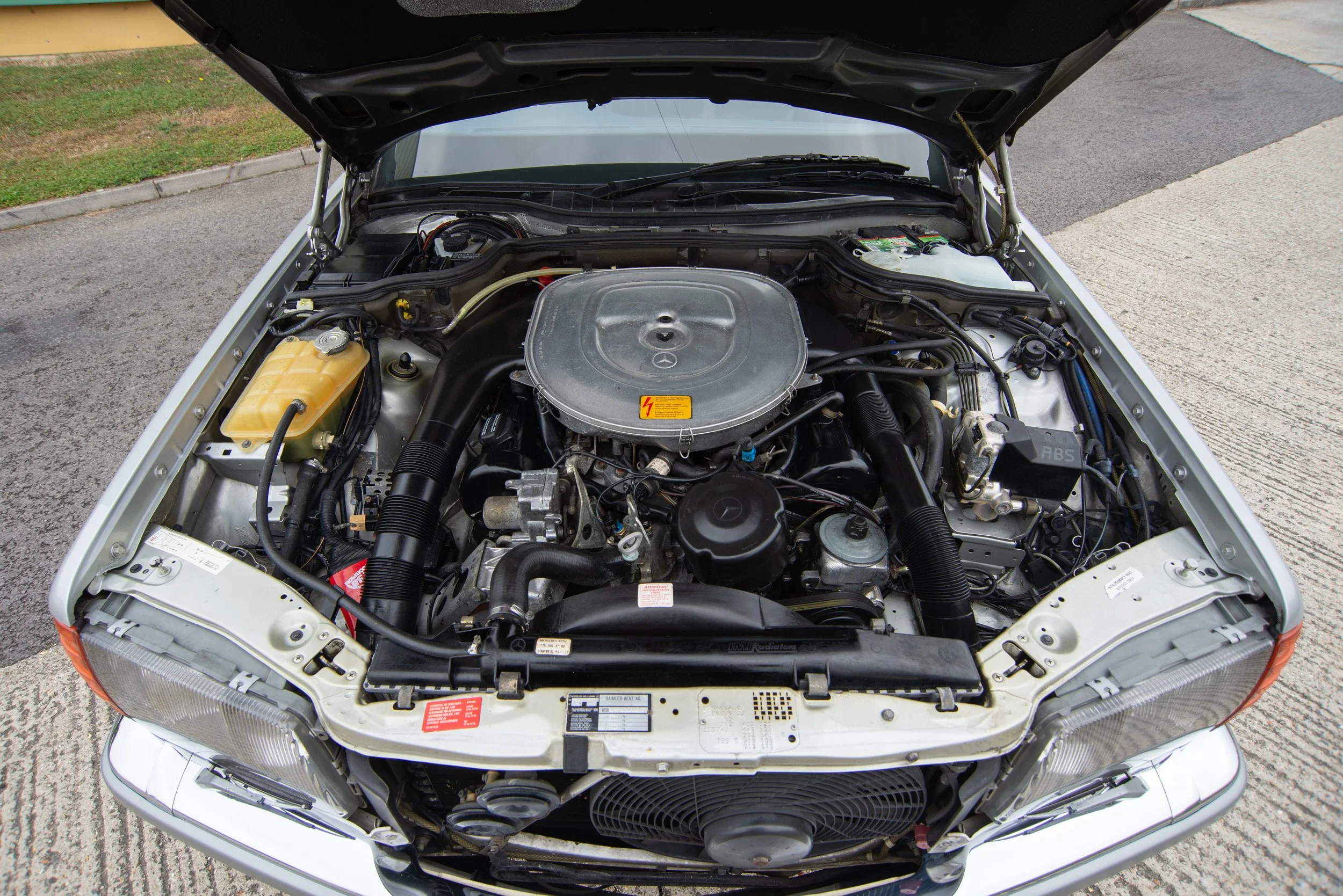 Mercedes 500SE-14.jpg