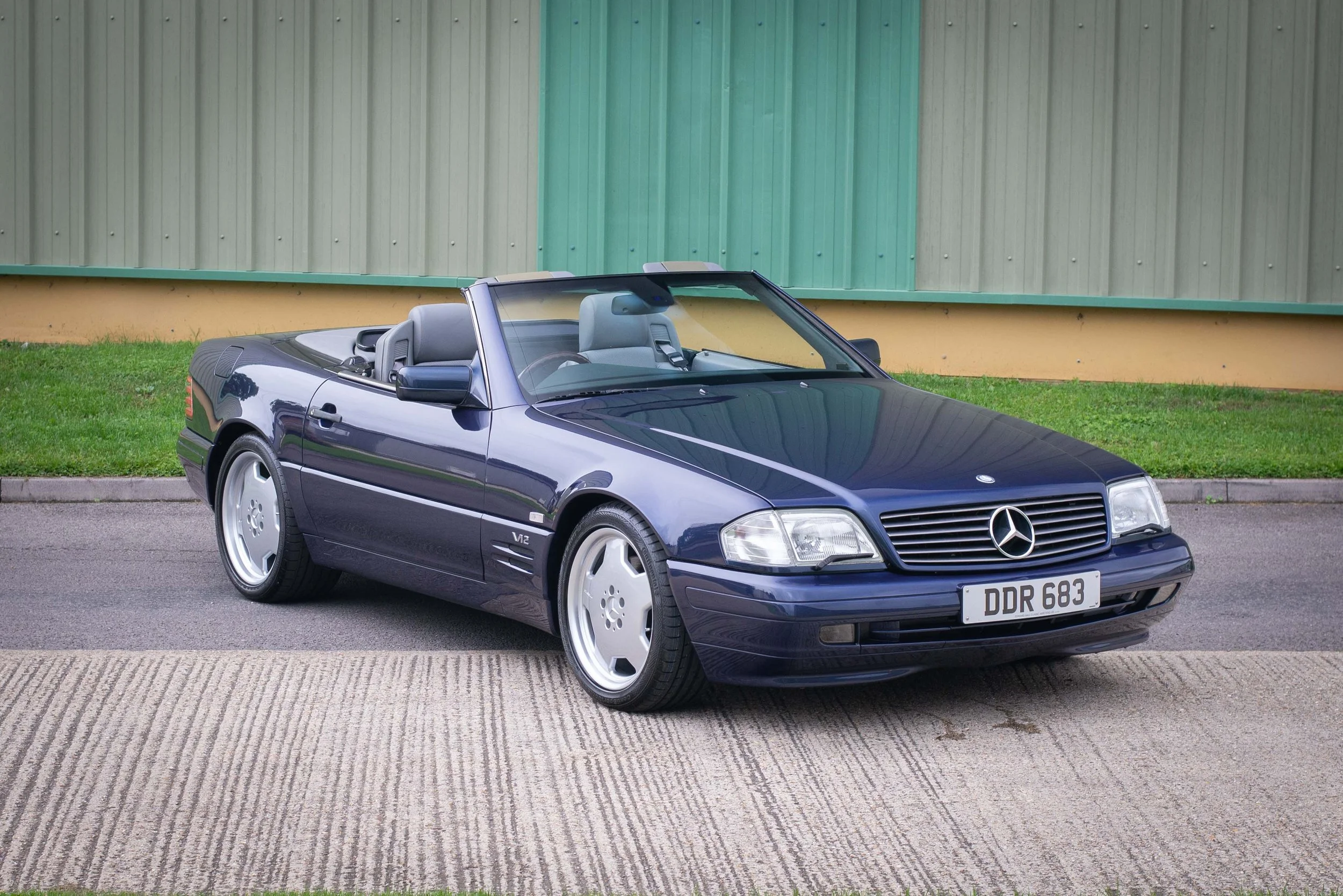 Mercedes SL600