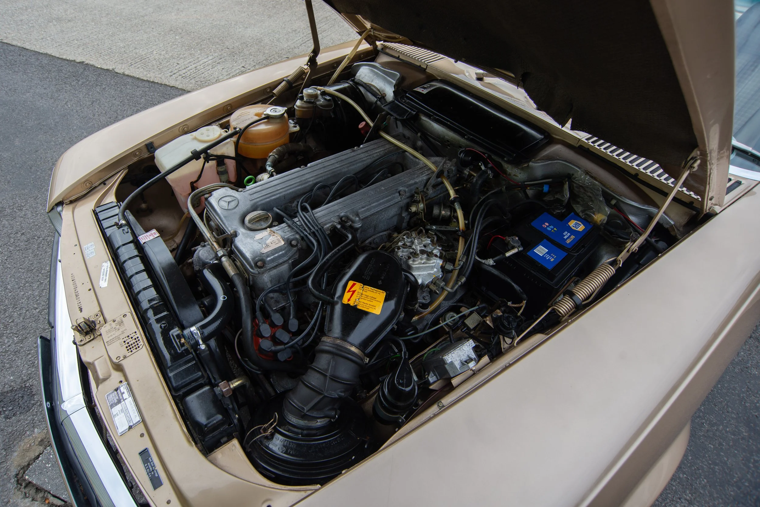 Mercedes 280SL-15.jpg