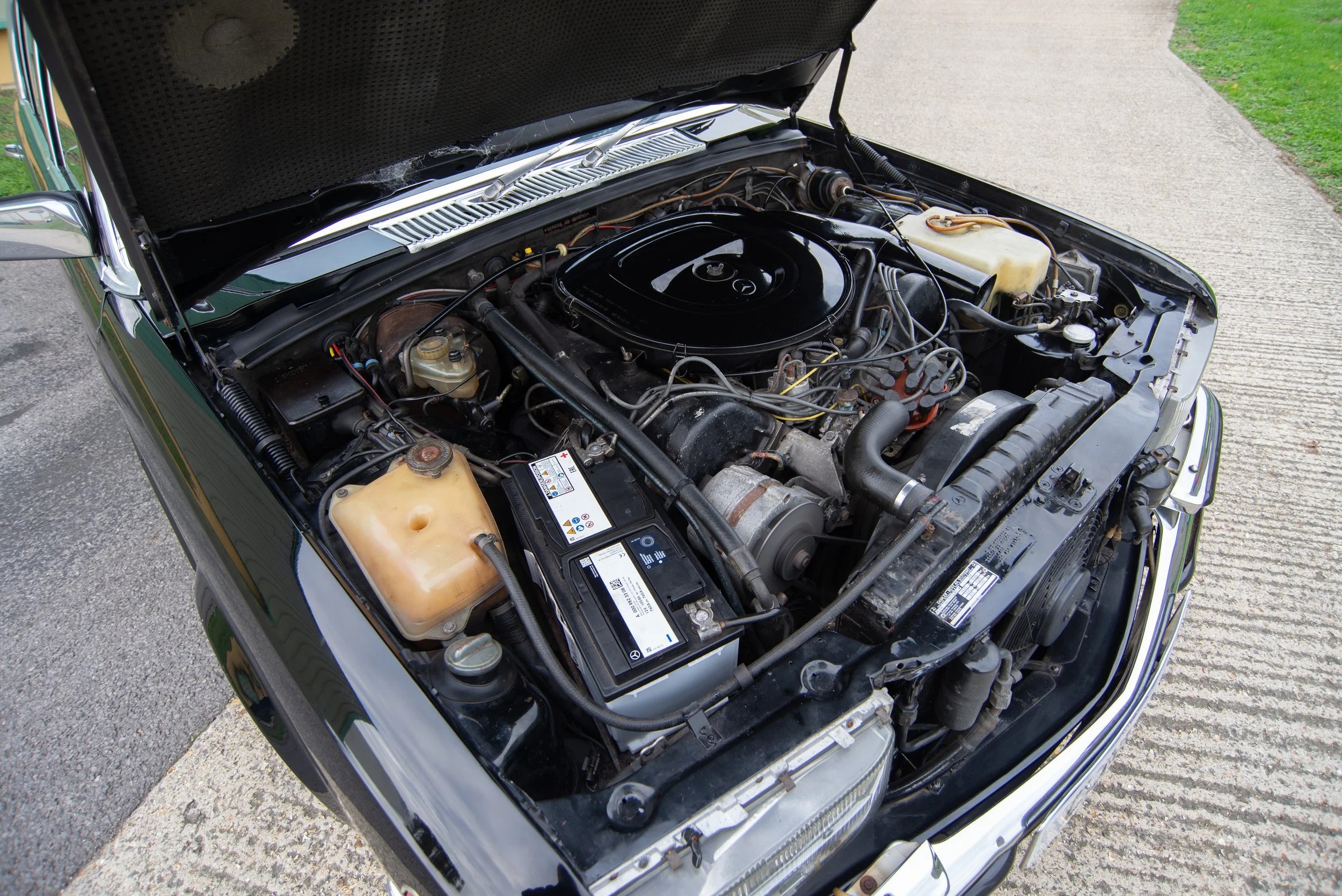 Mercedes 450SEL 6.9-16.jpg