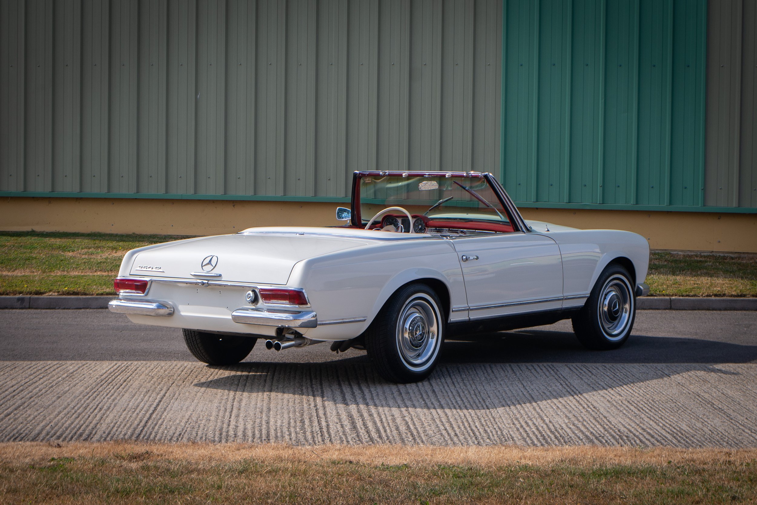 Mercedes 230SL-33.jpg