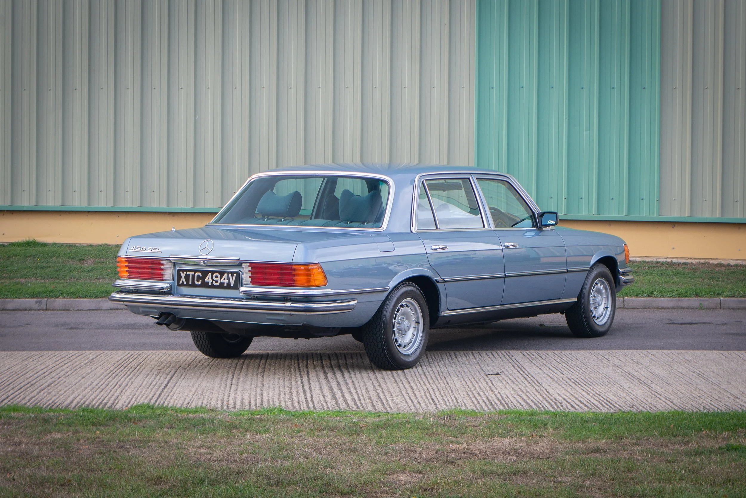 Mercedes 450SEL-30.jpg