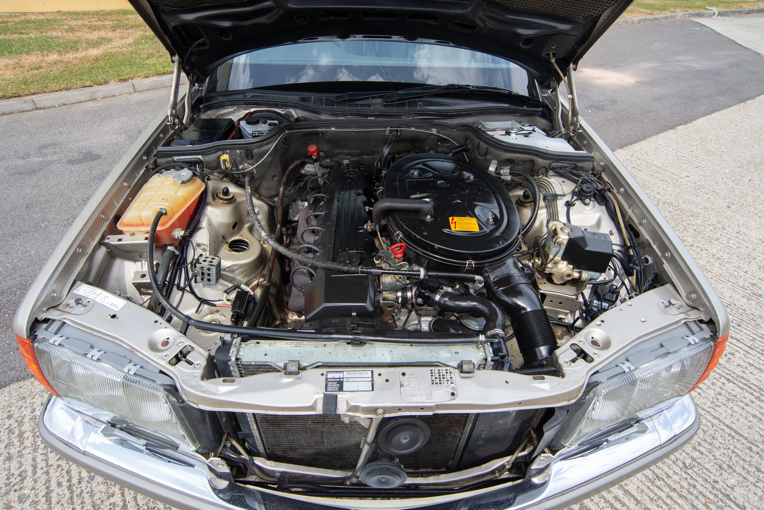 Mercedes 300SEL-13.jpg