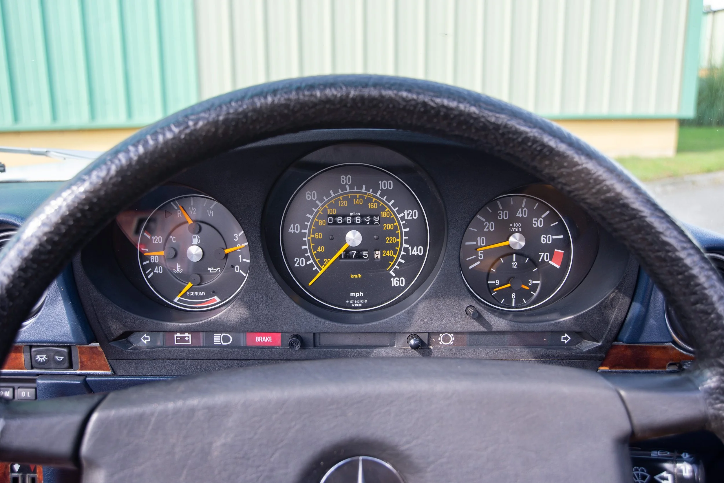 Mercedes 280SL-12.jpg