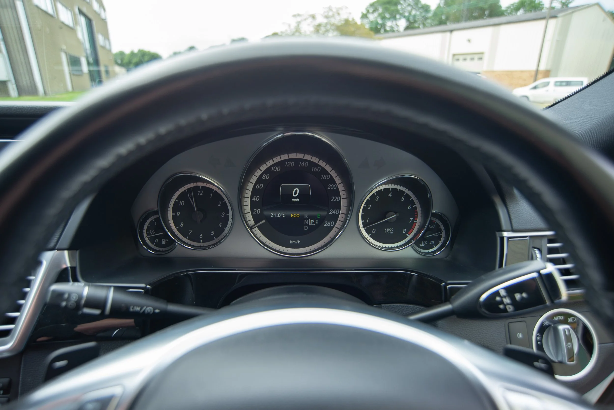 Mercedes E350 Estate-2.jpg