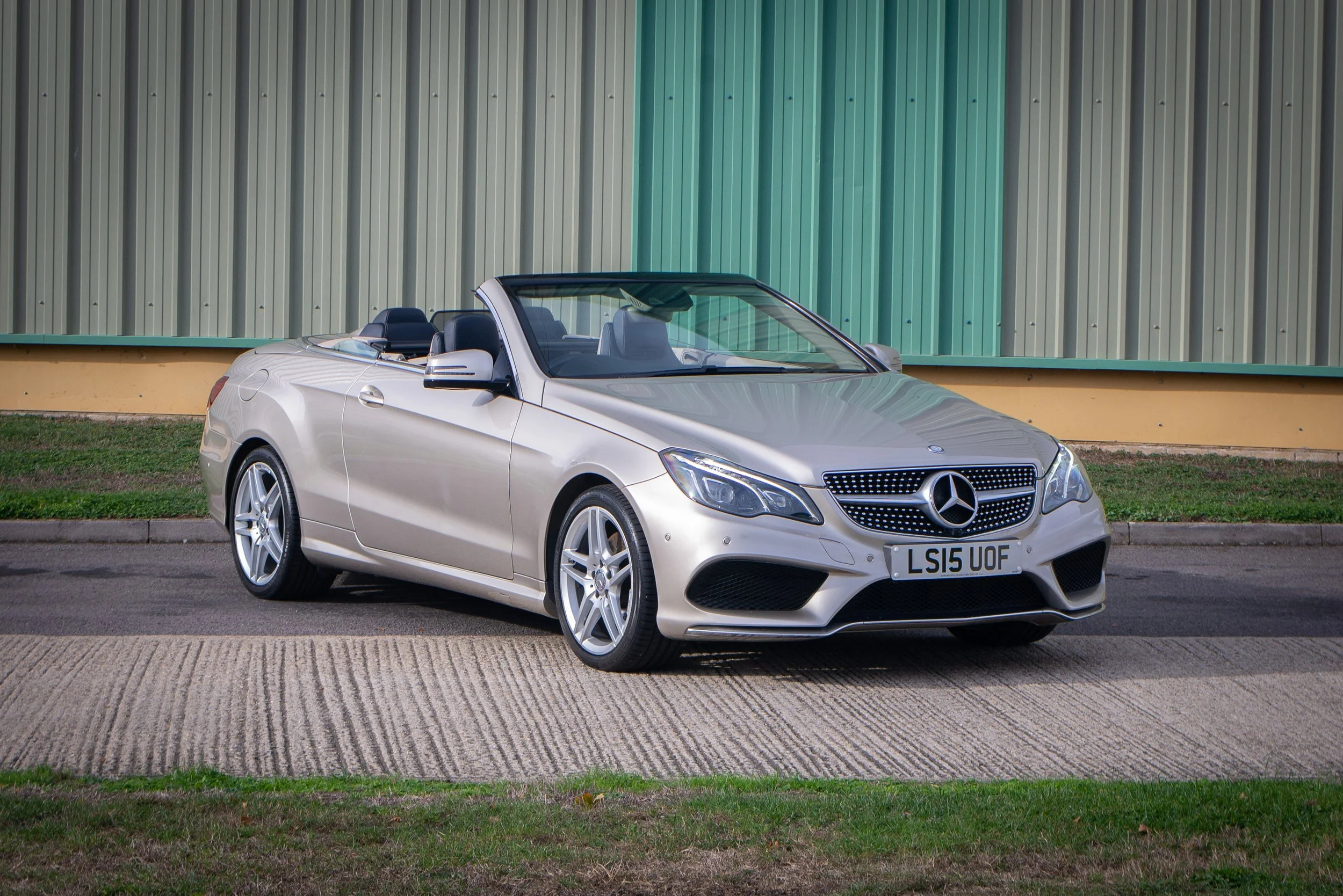 Mercedes E220D Cabriolet-21.jpg