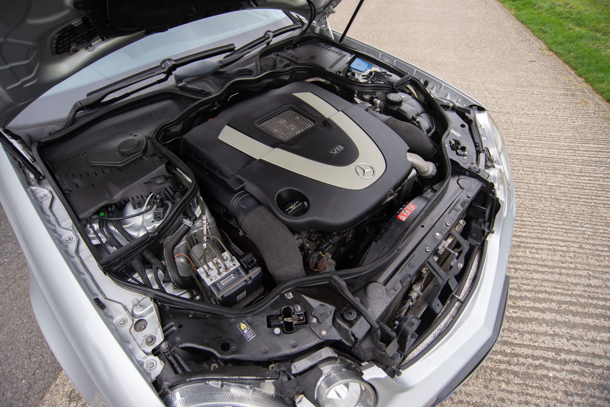 Mercedes E500-21.jpg