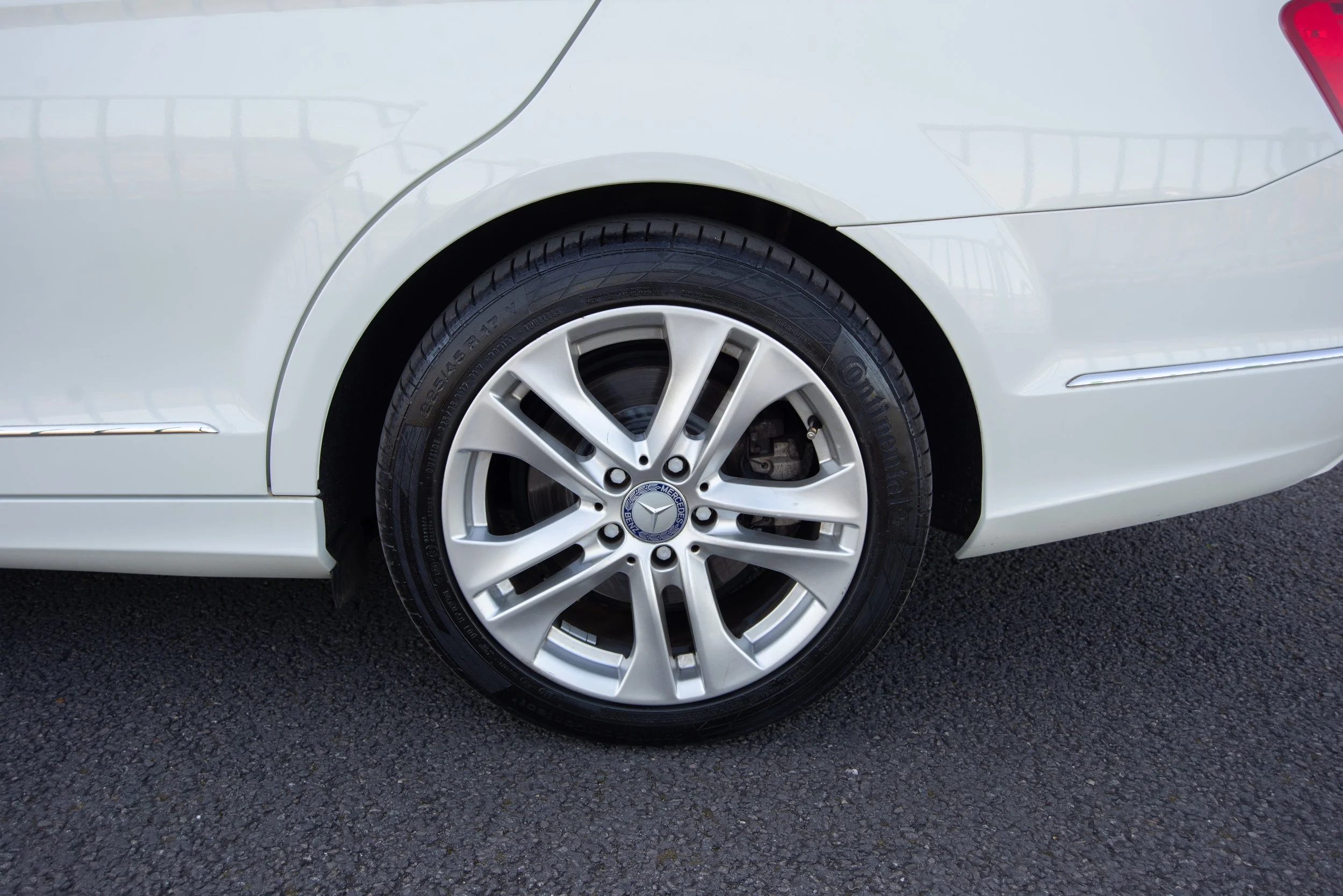 Mercedes C350 Estate-27.jpg