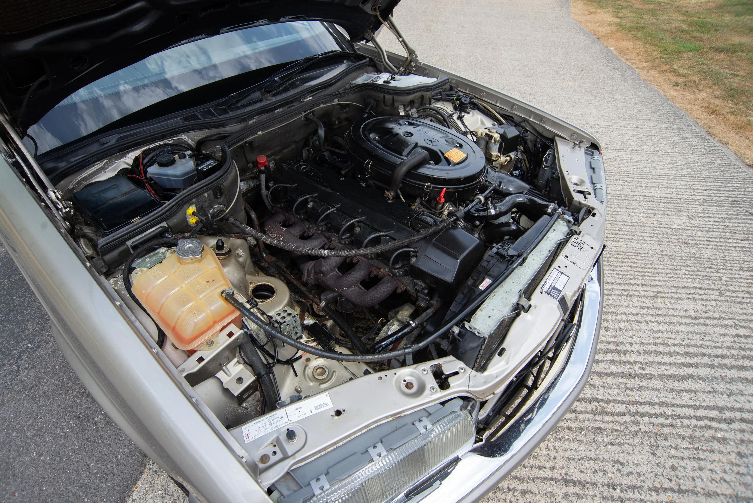 Mercedes 300SEL-15.jpg