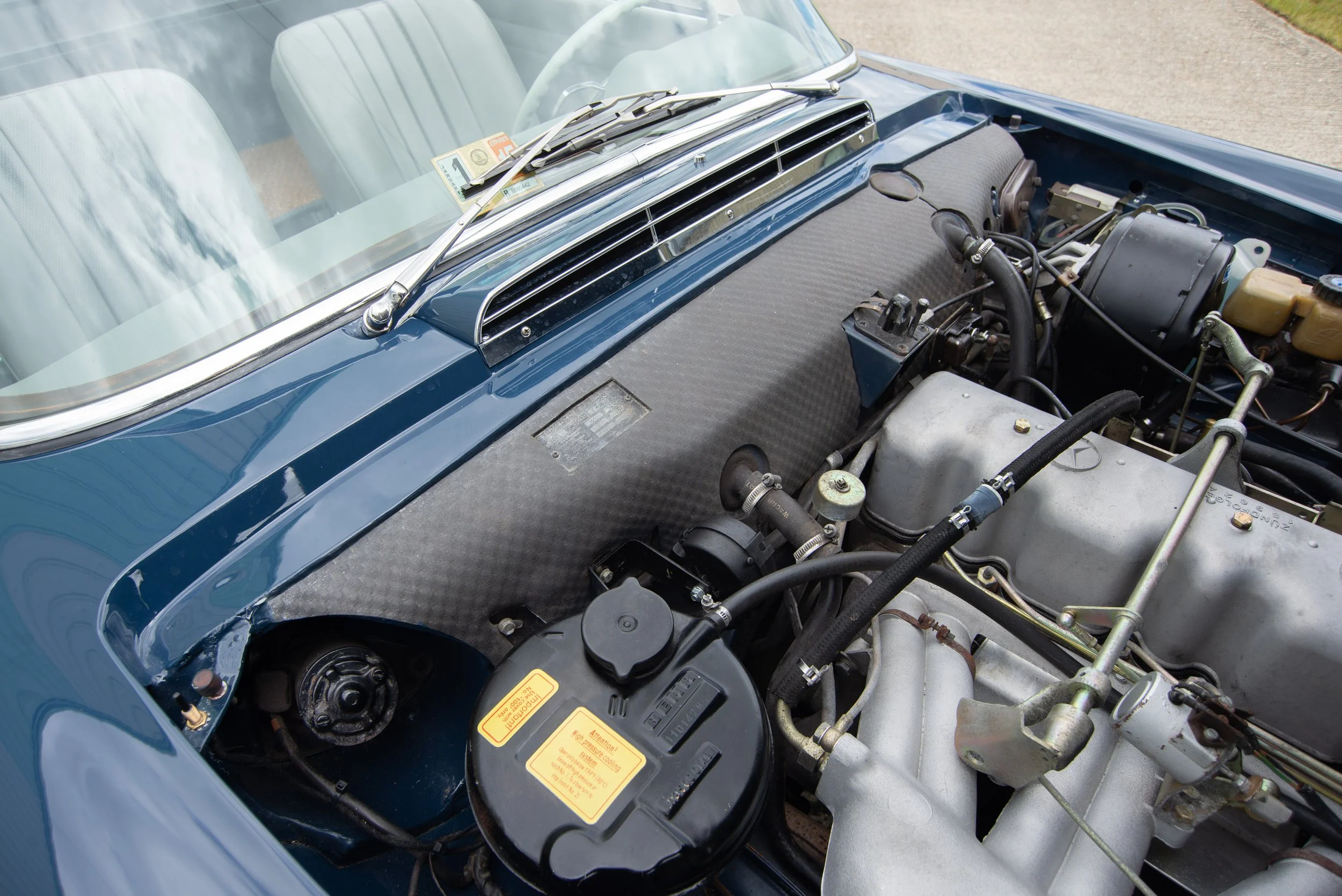 Mercedes 230SL-16.jpg