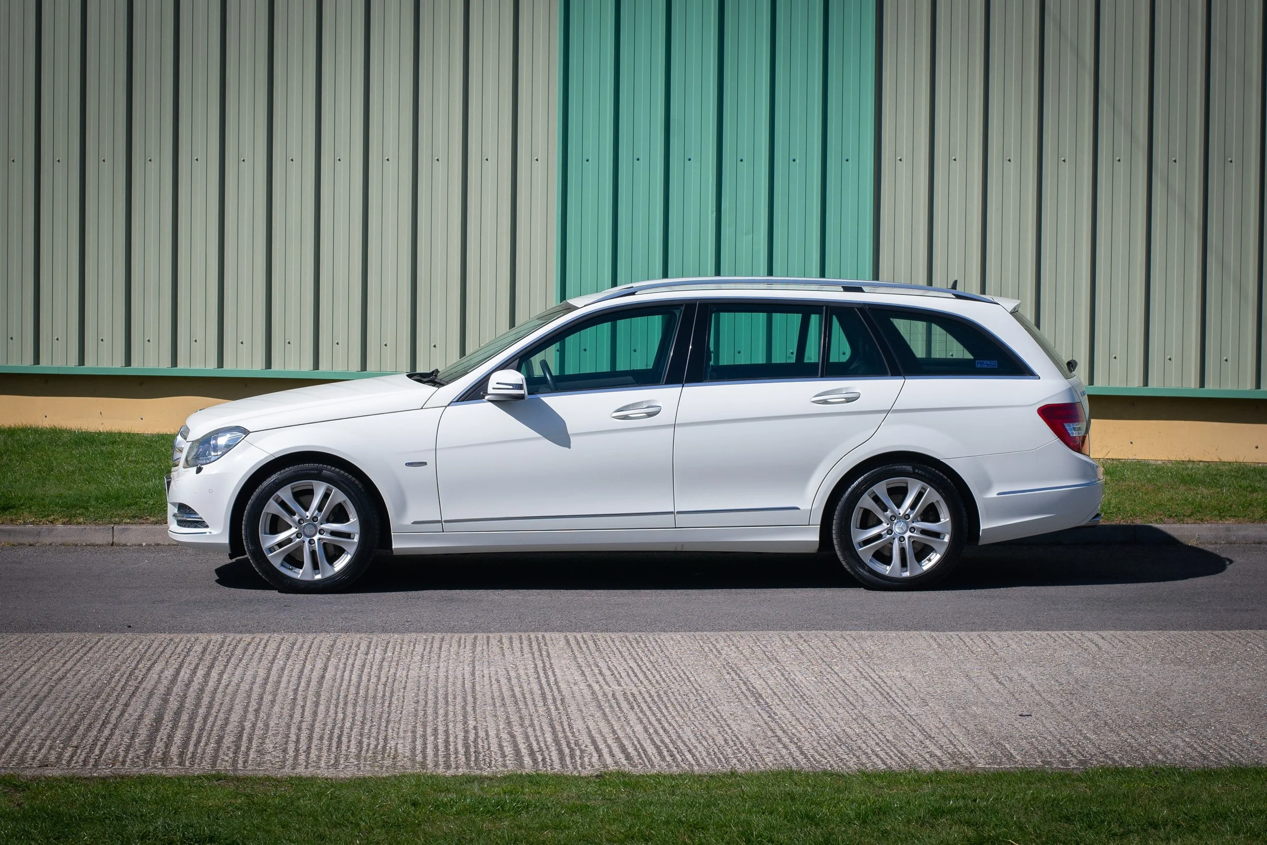 Mercedes C350 Estate-5.jpg