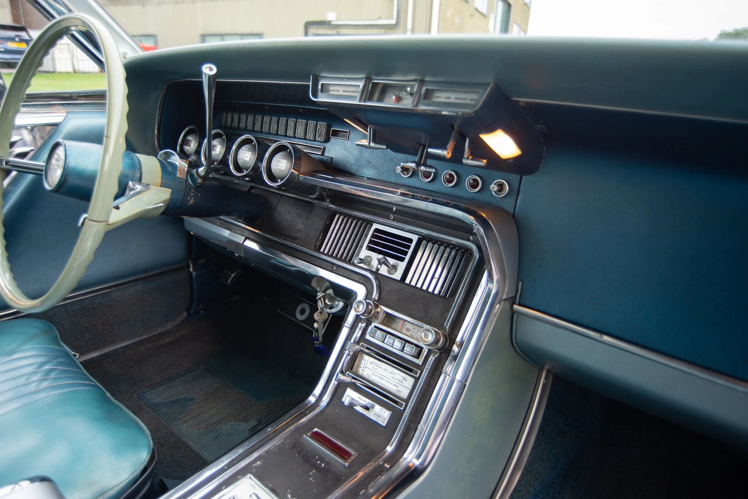 Ford Thunderbird-11.jpg