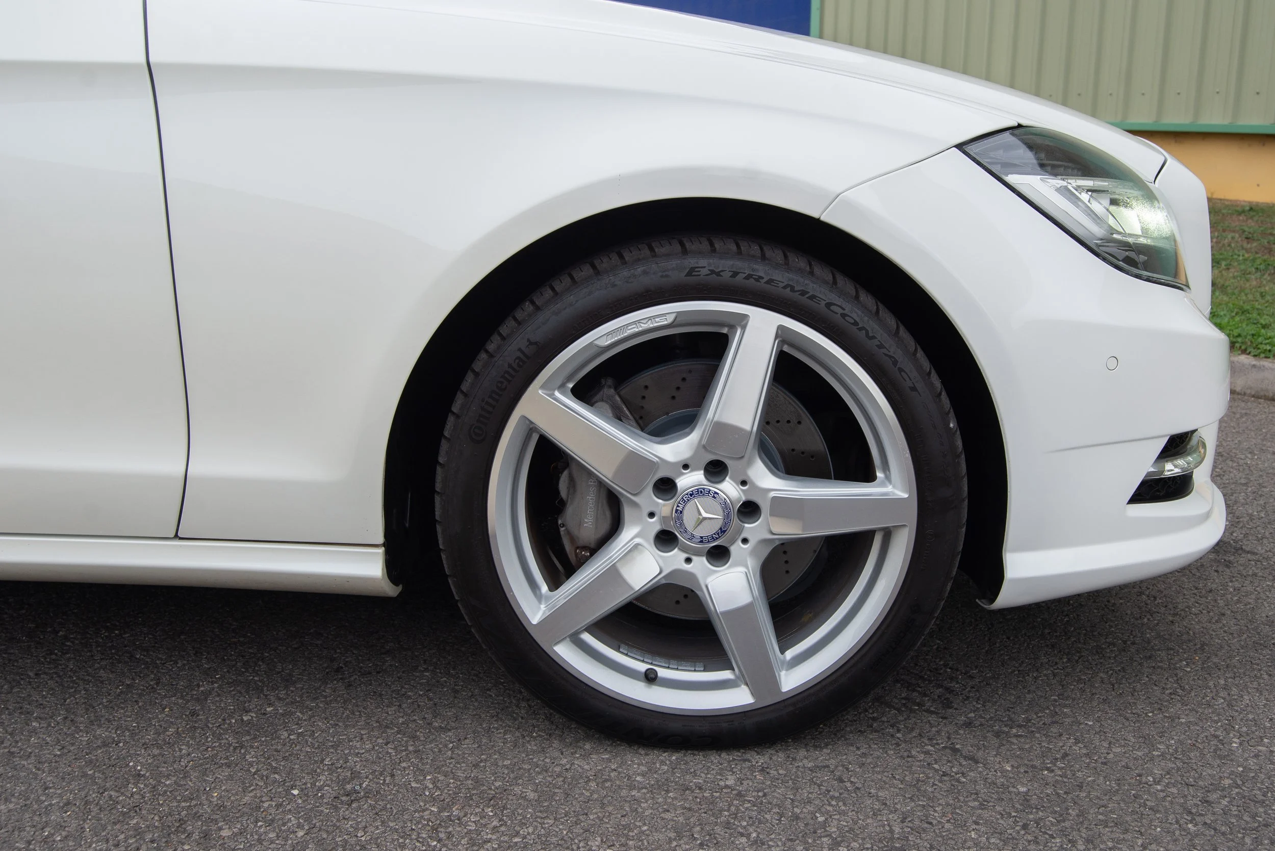 Mercedes CLS350 Shooting Brake 2-12.jpg