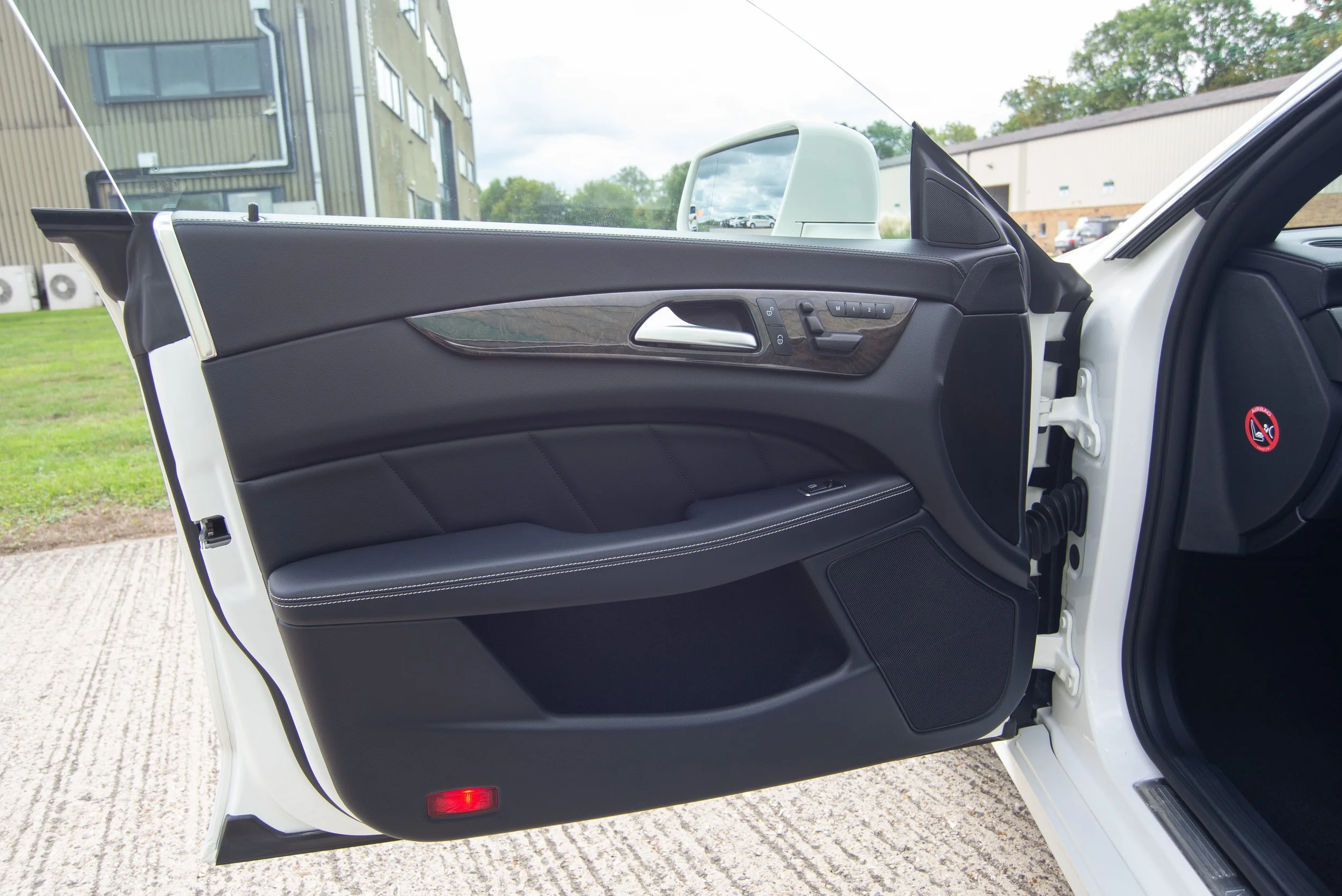 Mercedes CLS350-11.jpg