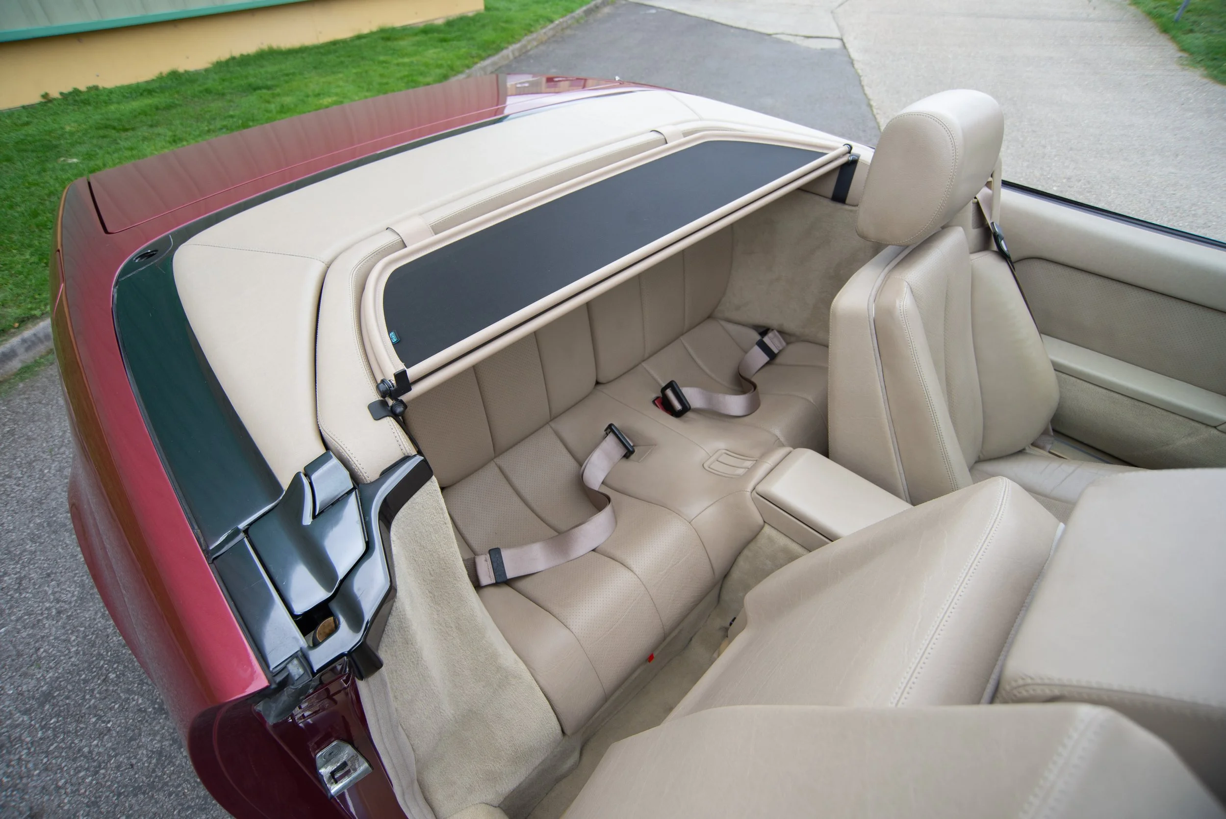 Mercedes 500SL-6.jpg