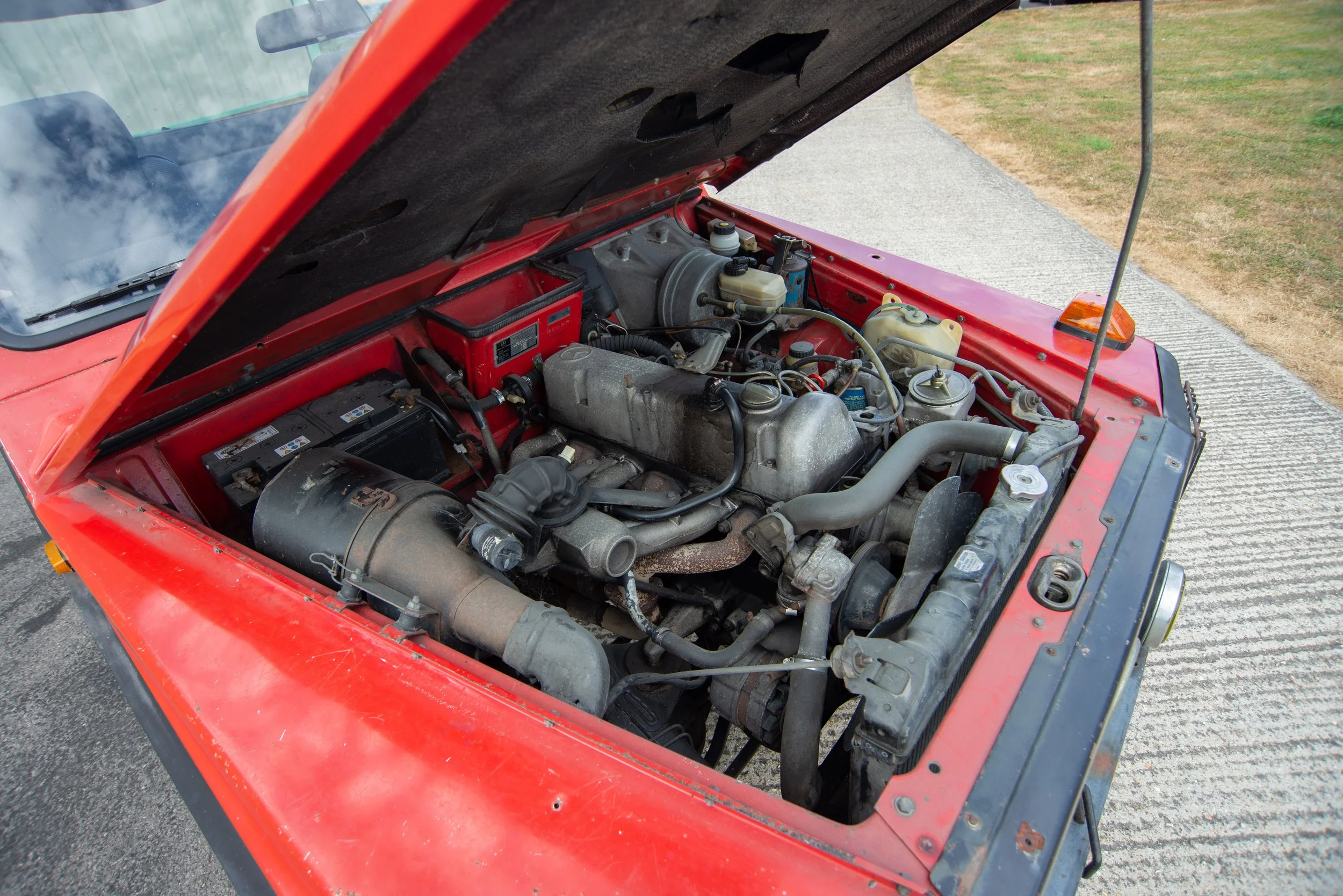 Mercedes 240GD Cabrio-15.jpg