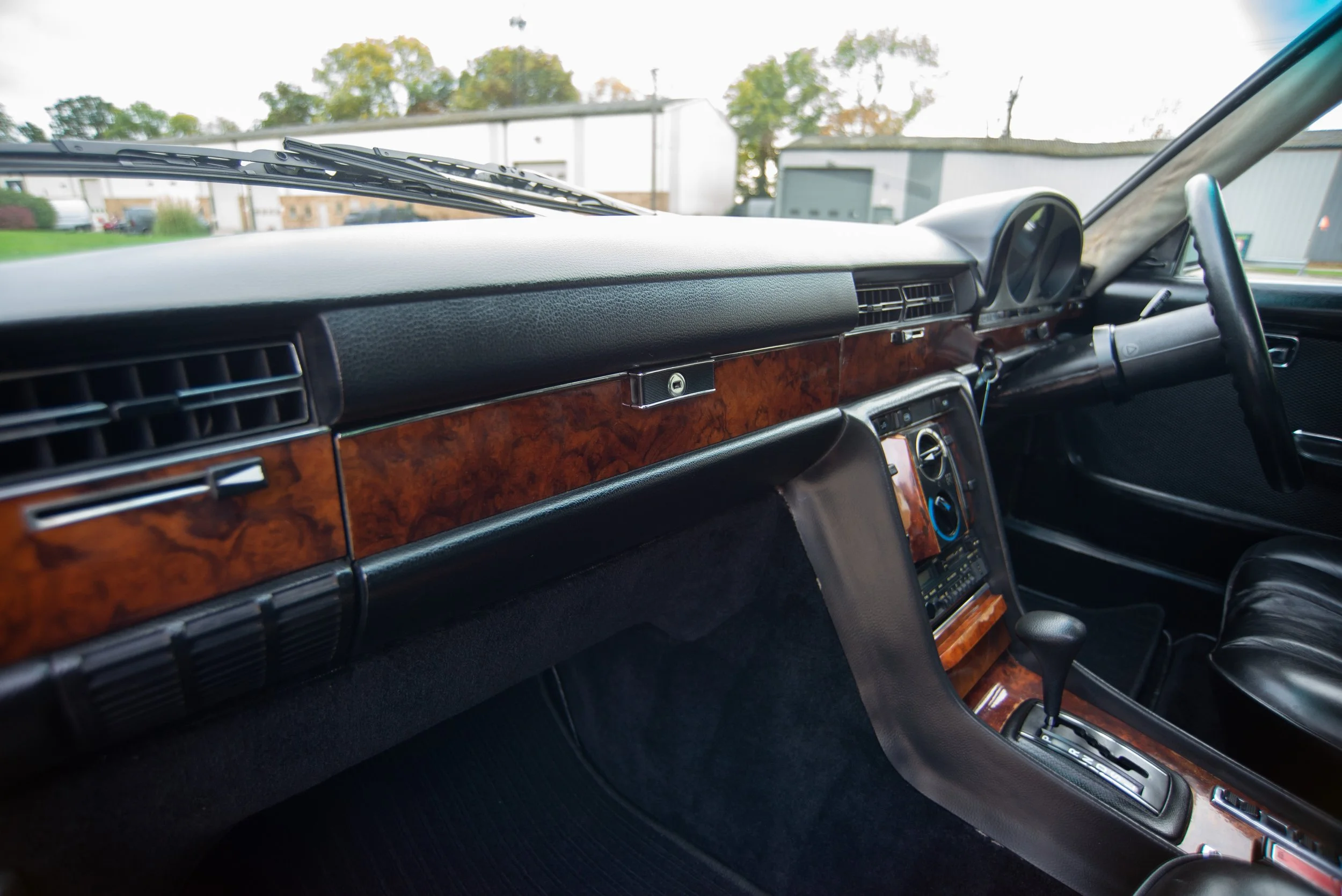 Mercedes 450SEL 6.9-11.jpg