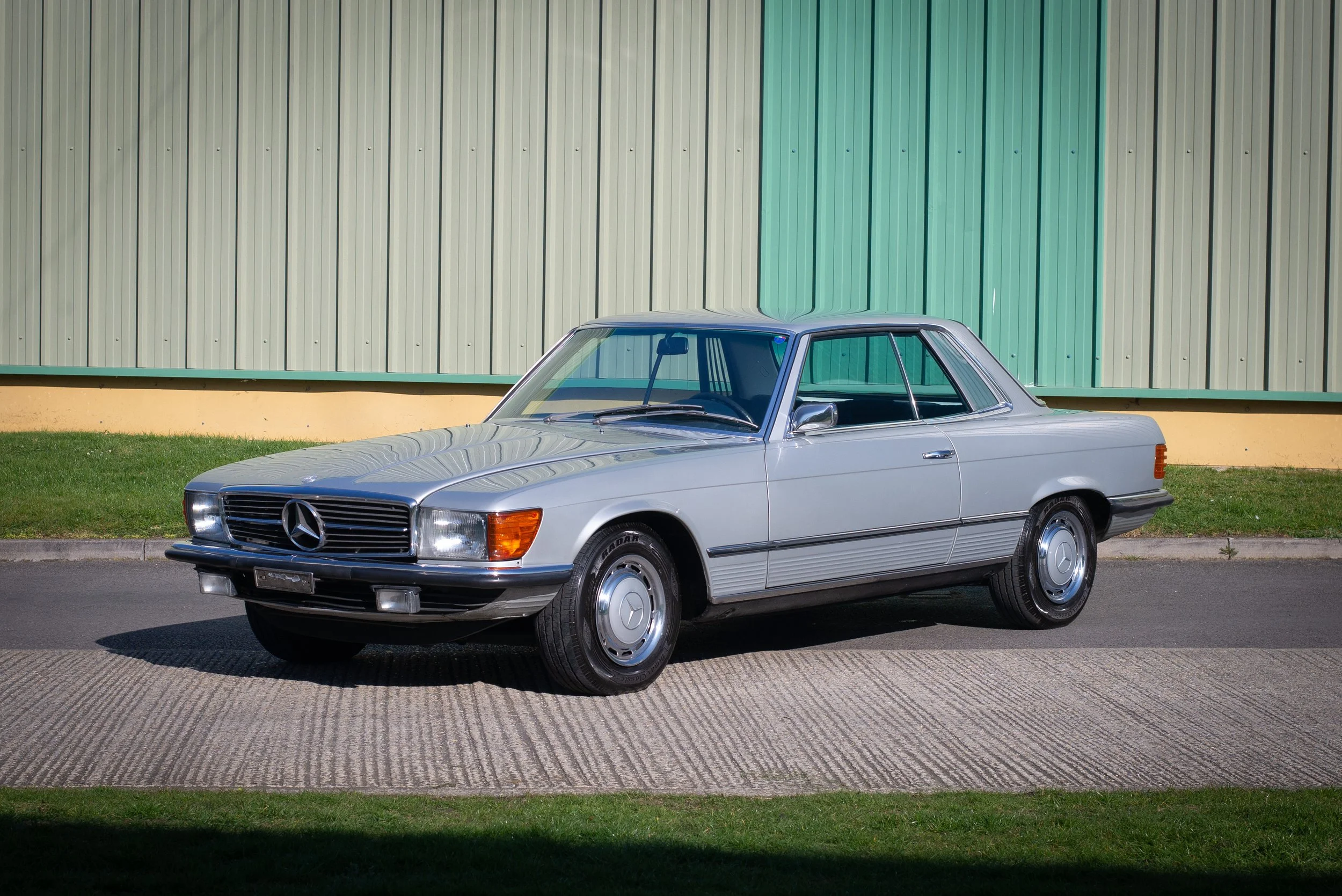 Mercedes 350SLC-35.jpg