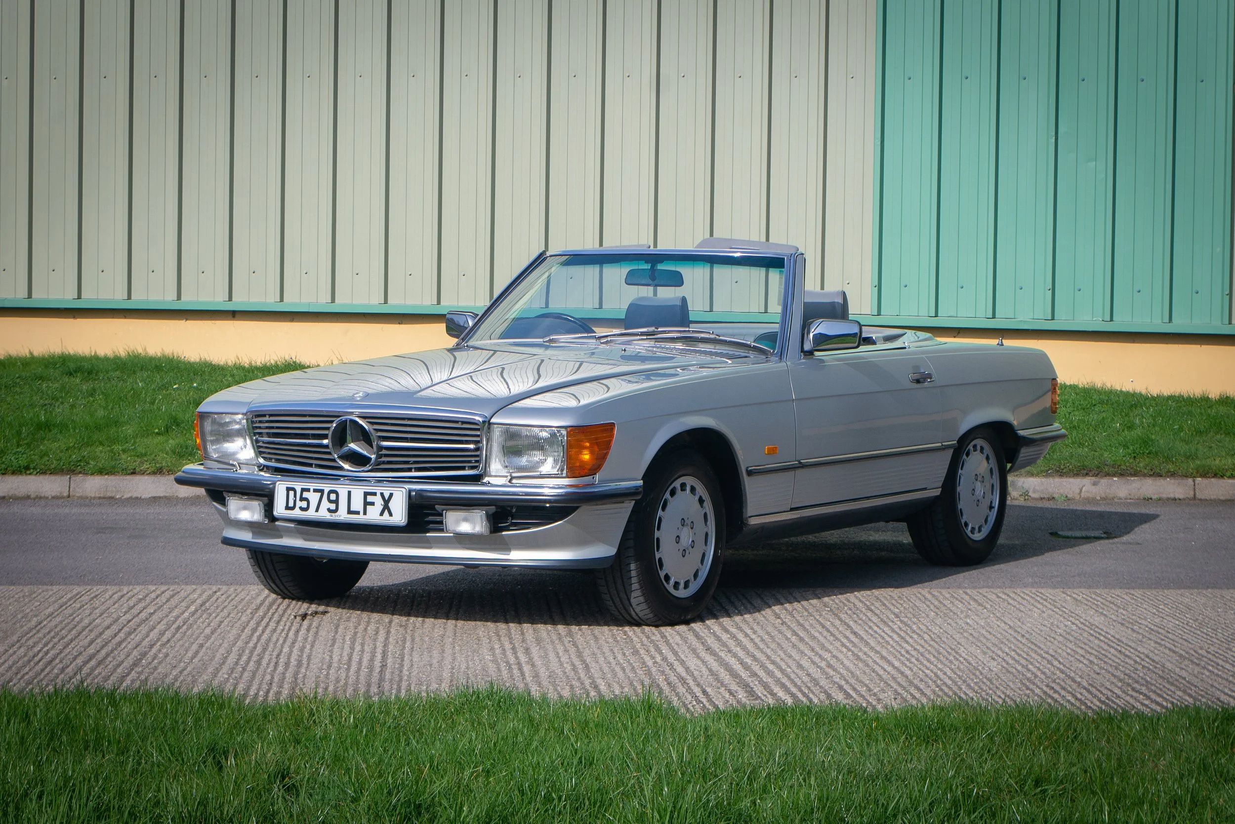Mercedes 420SL-19.jpg