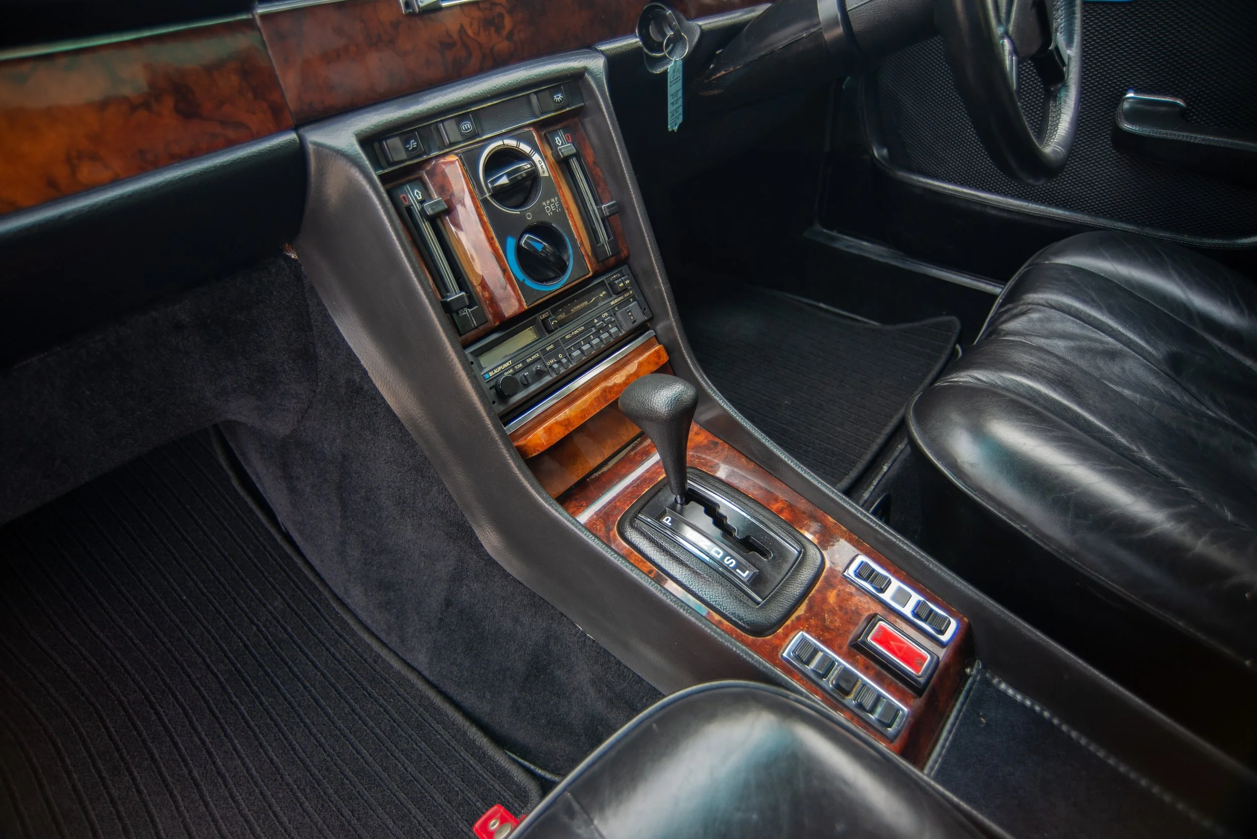 Mercedes 450SEL 6.9-10.jpg