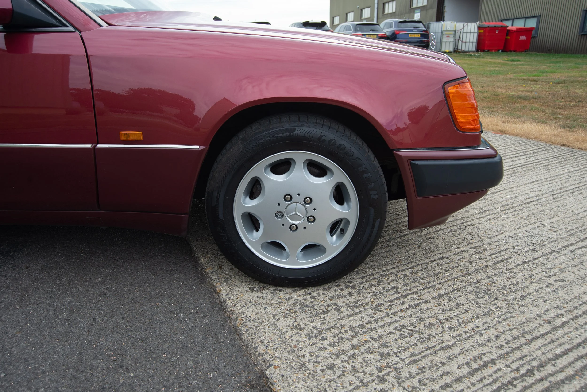 Mercedes 320CE-13.jpg