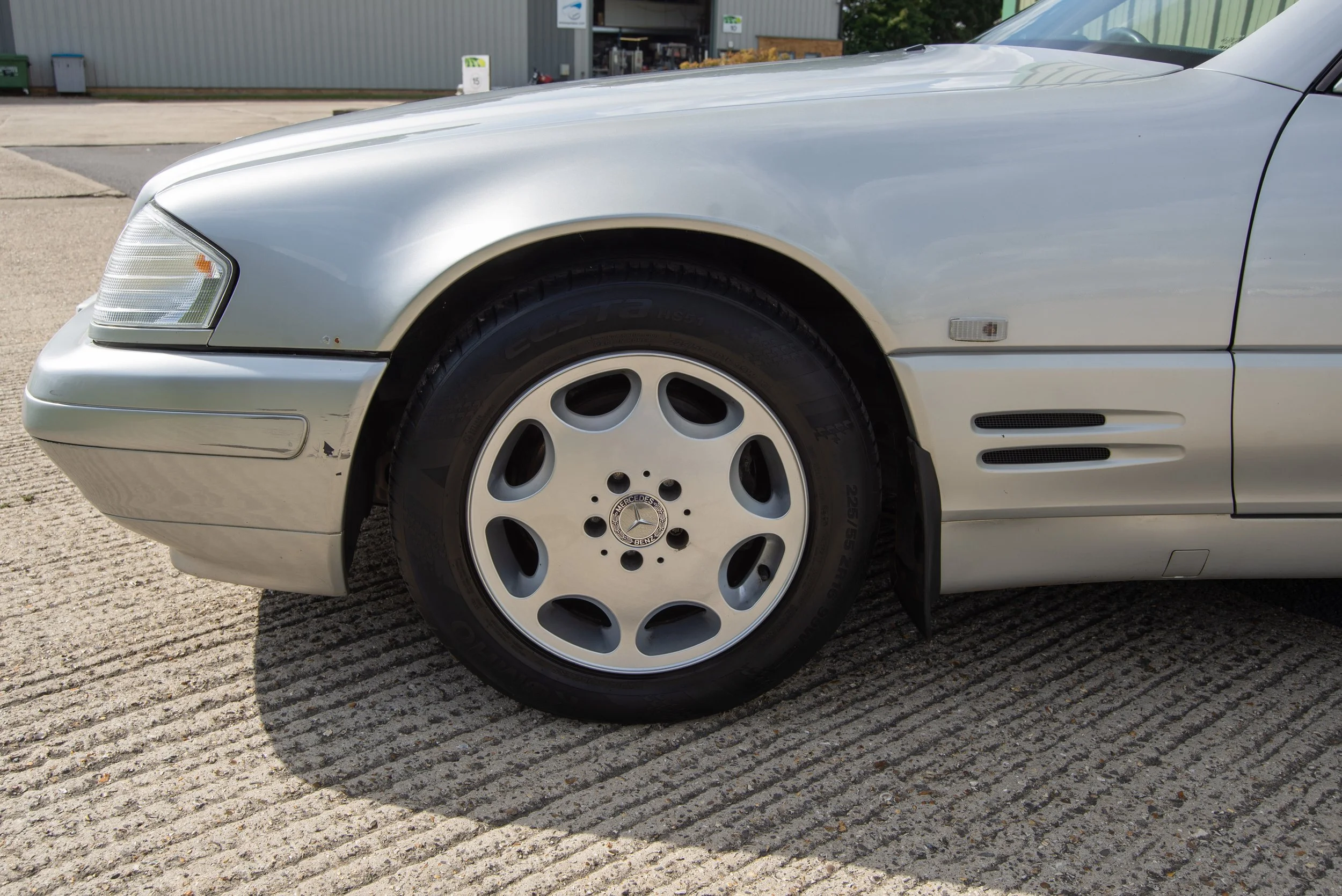 Mercedes SL280-18.jpg