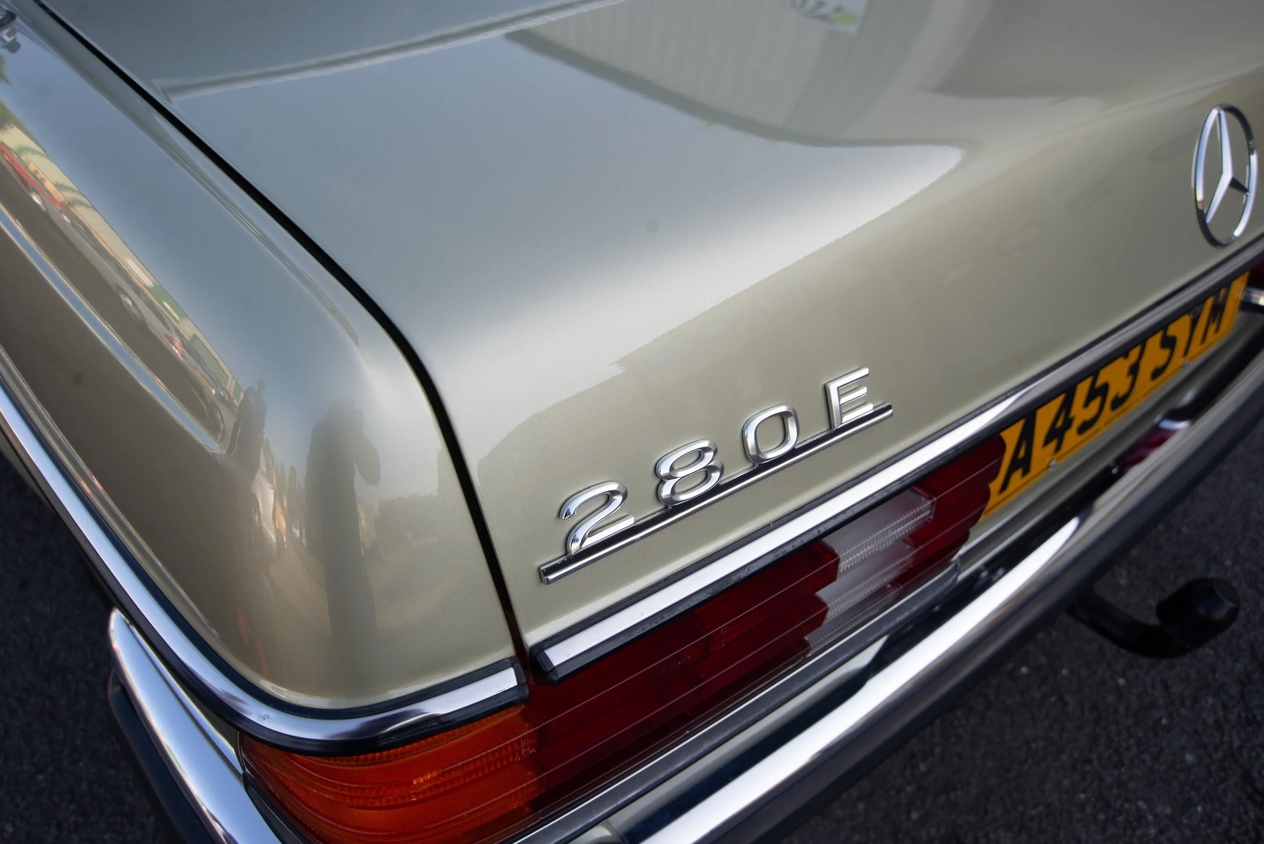 Mercedes 280E-20.jpg