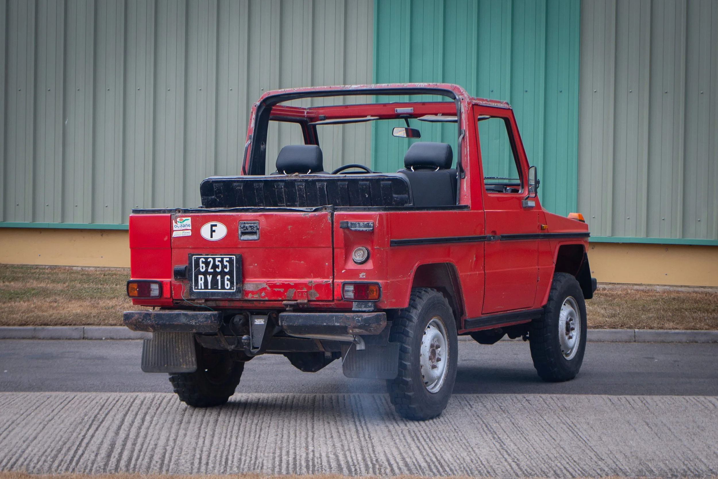 Mercedes 240GD Cabrio-42.jpg