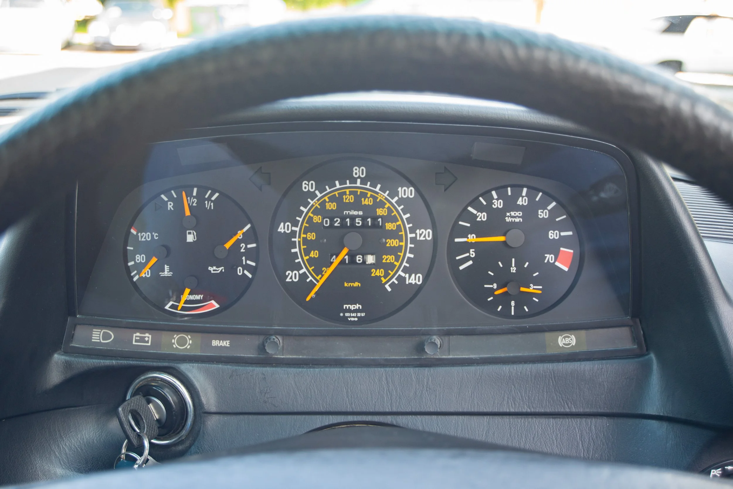 Mercedes 280E.jpg