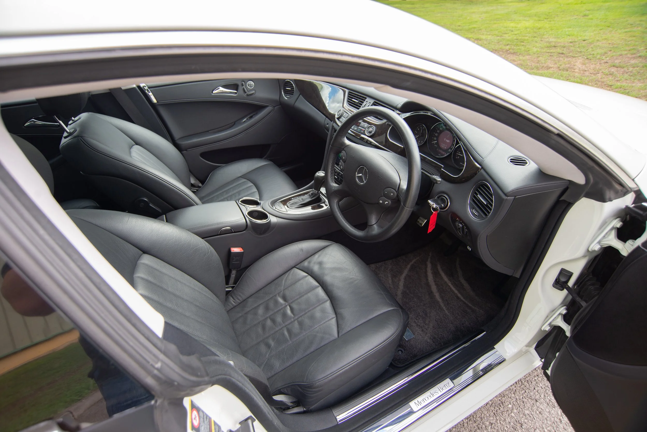 Mercedes CLS350-2.jpg