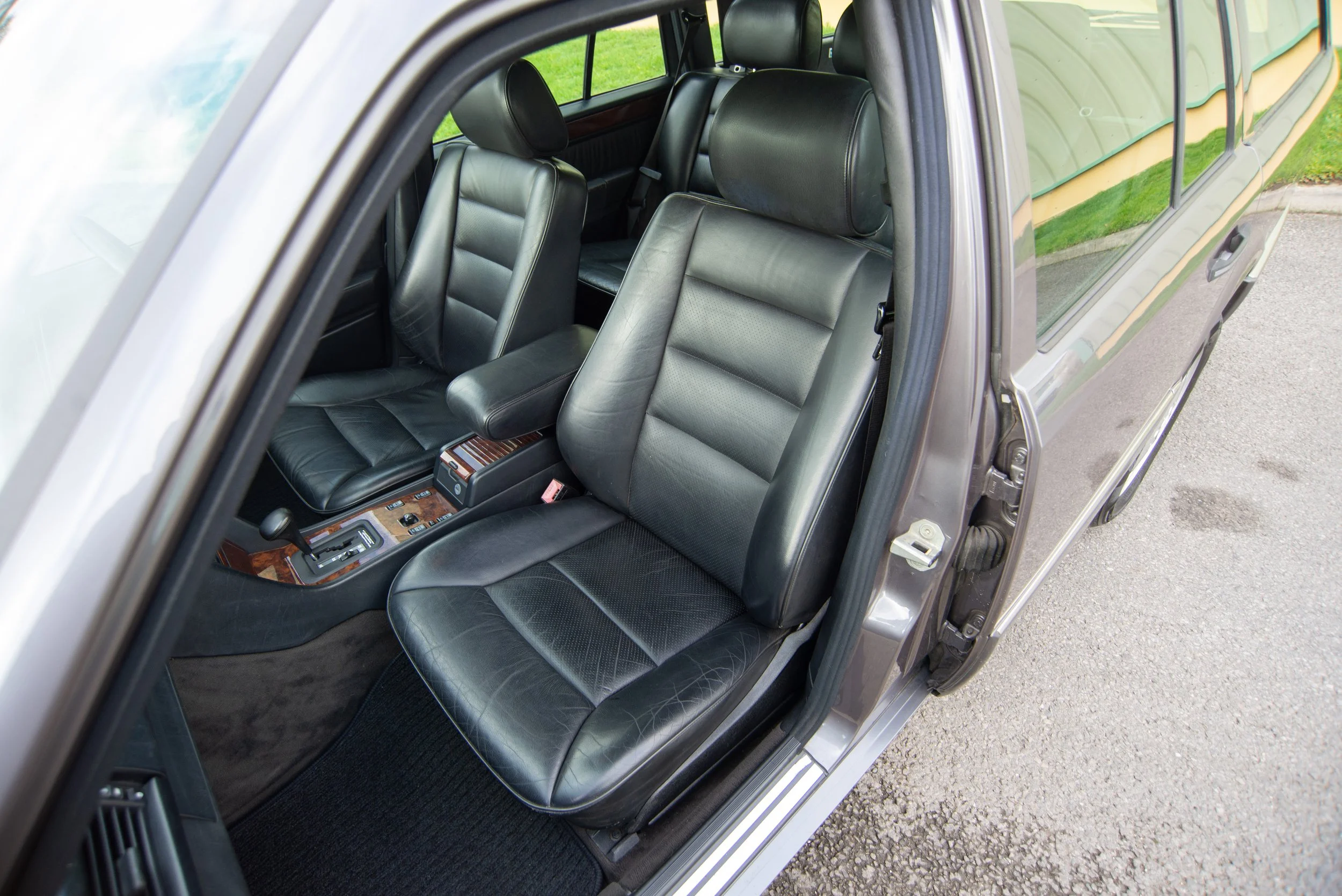 Mercedes E280-14.jpg