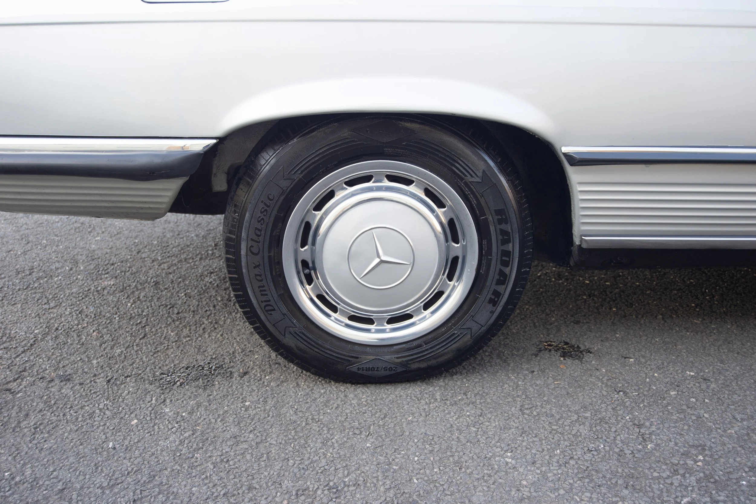 Mercedes 350SLC-19.jpg