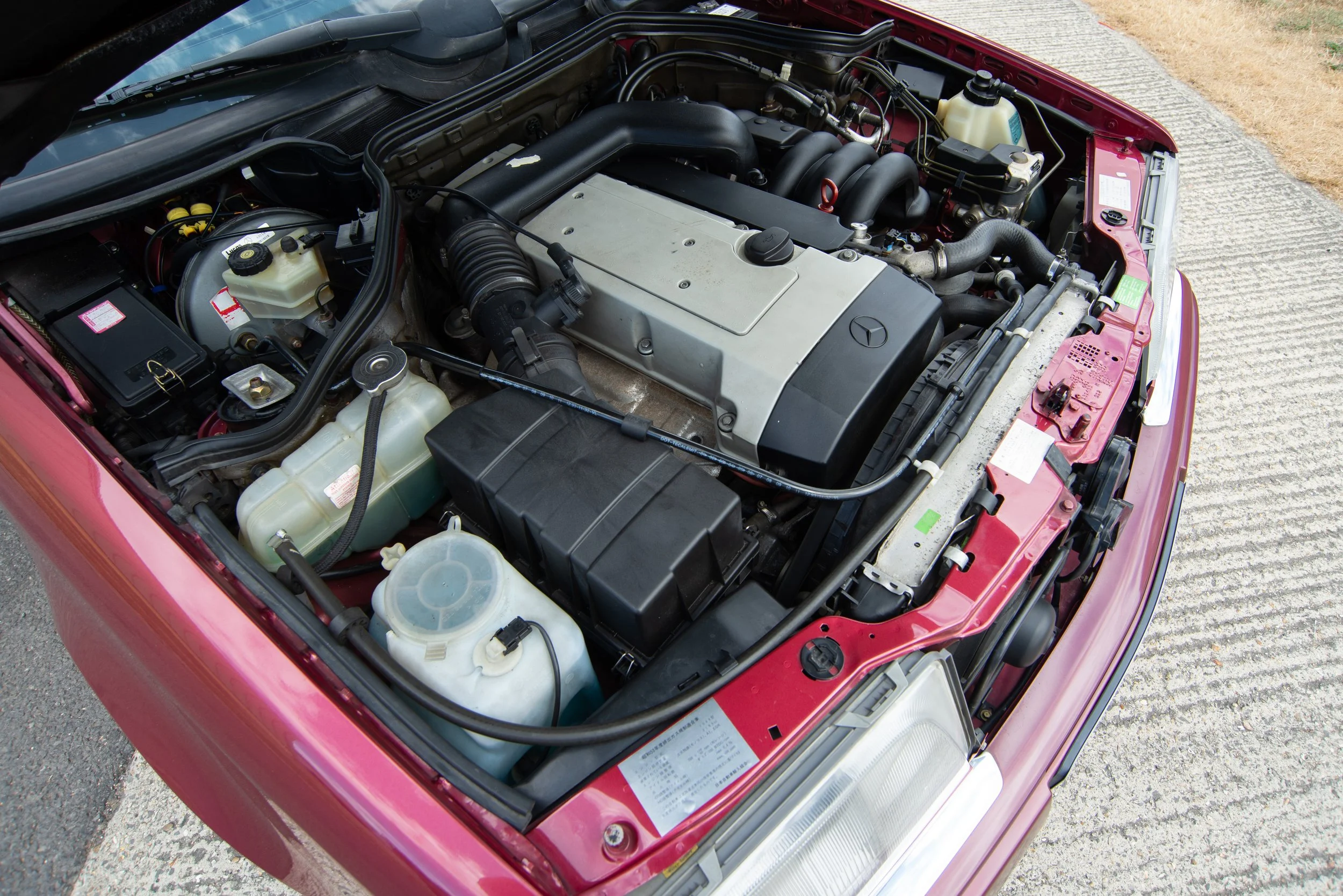 Mercedes E320 Estate-23.jpg