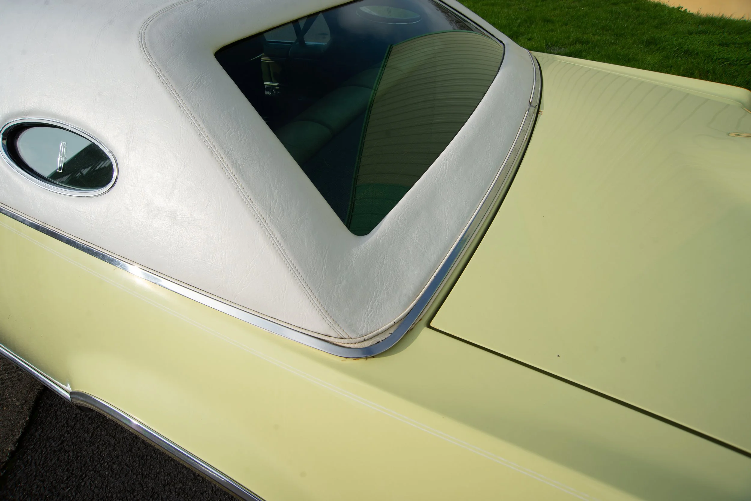 Lincoln Continental-17.jpg