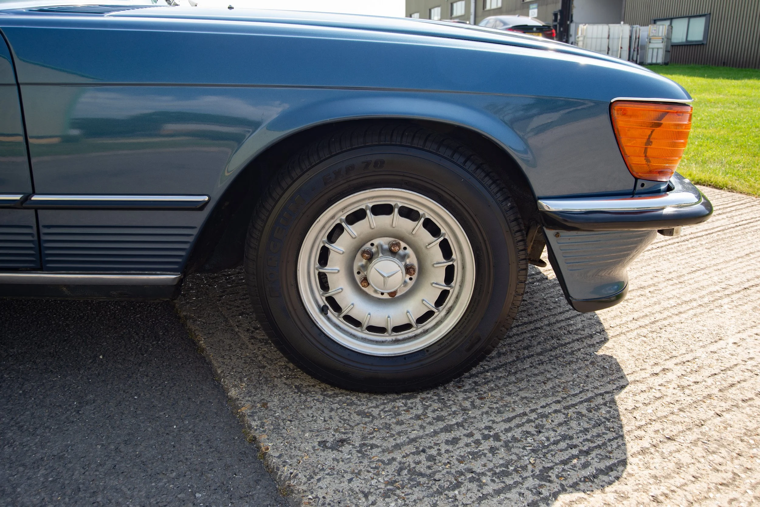 Mercedes 380SL-18.jpg