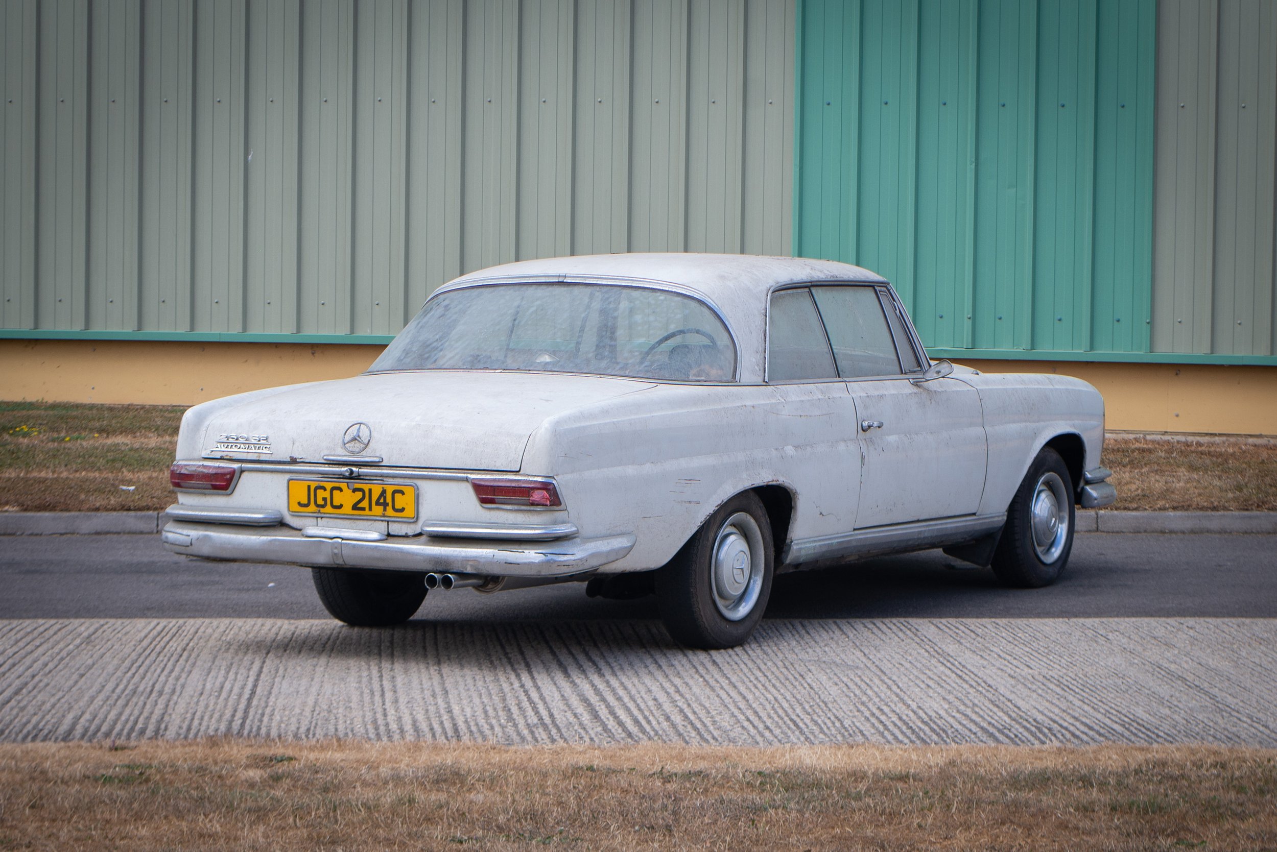 Mercedes 250SE Coupe-31.jpg
