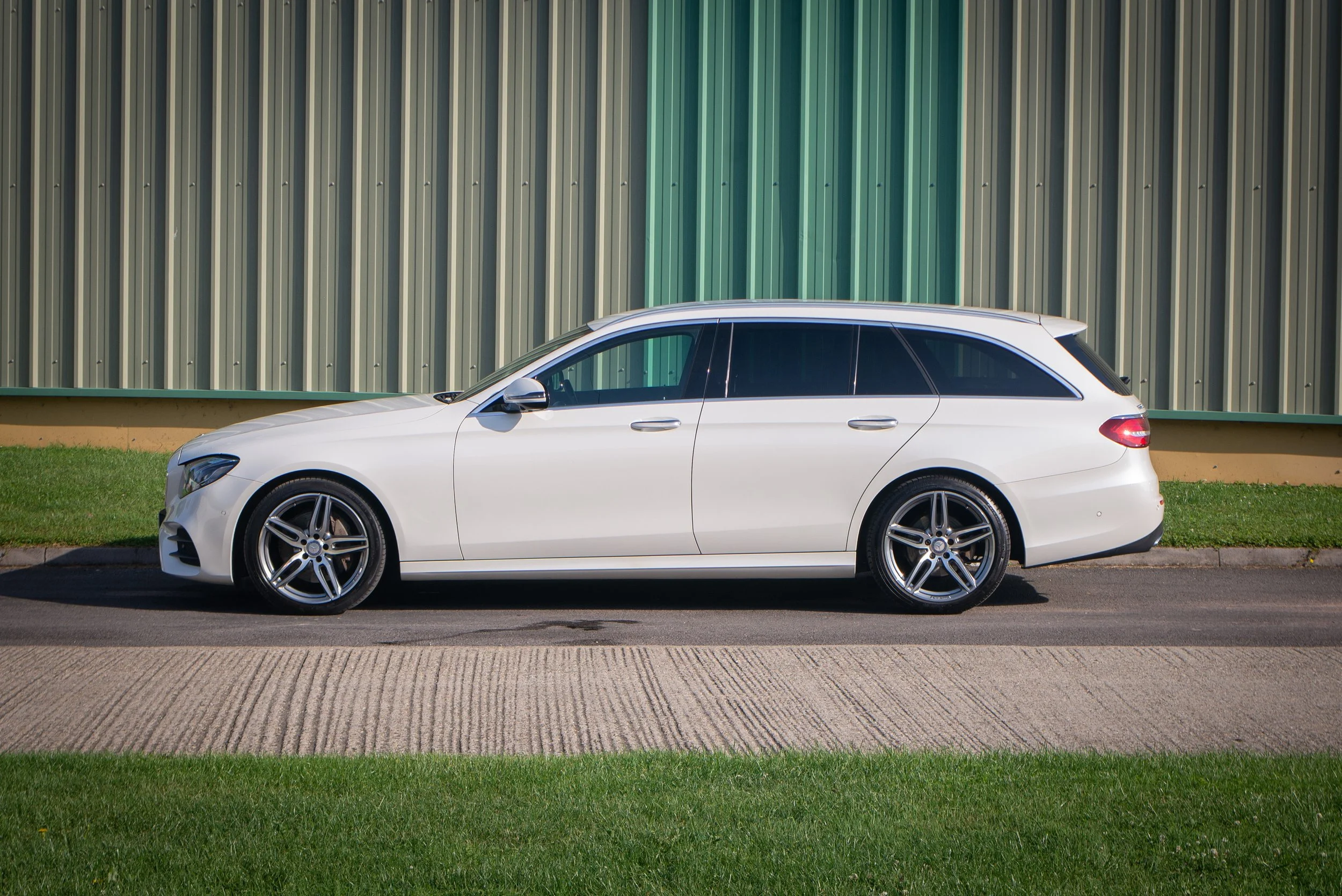 Mercedes E220D Estate-24.jpg