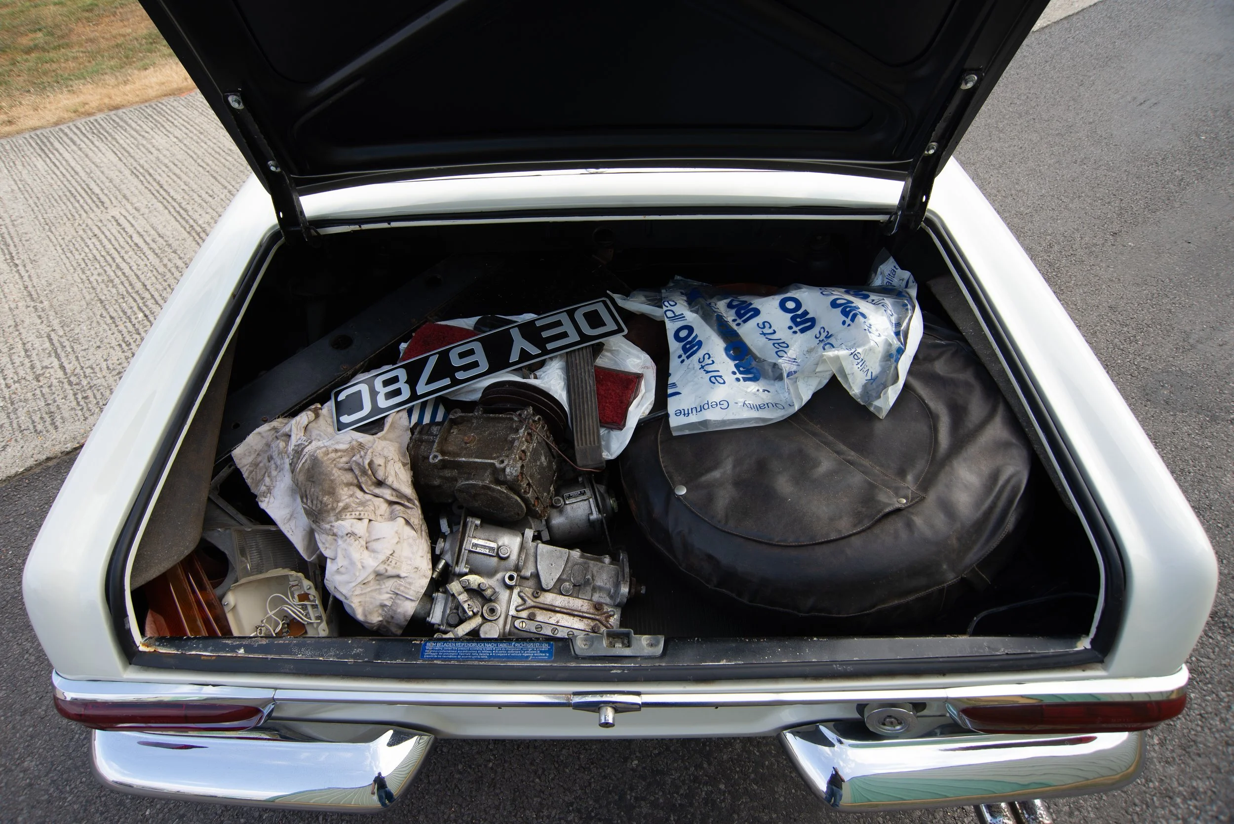Mercedes 230SL-10.jpg