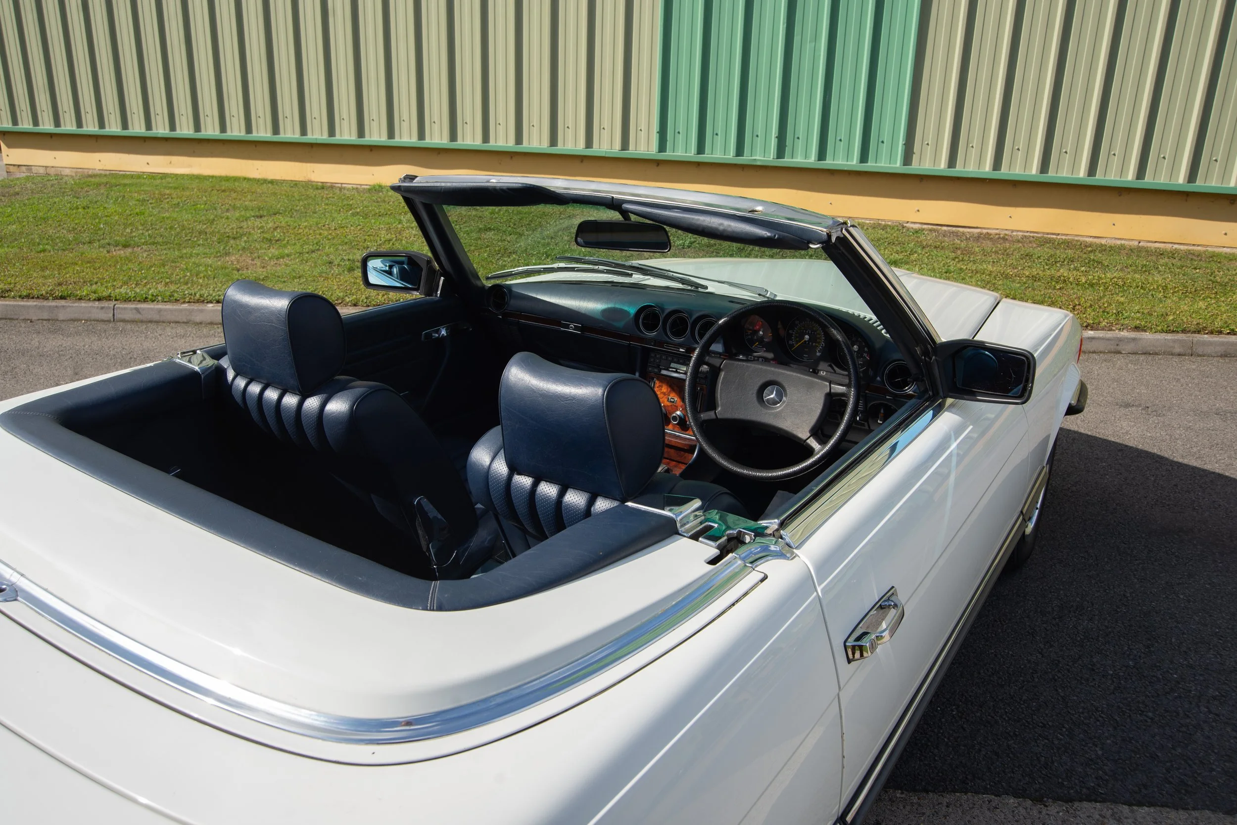 Mercedes 280SL-25.jpg